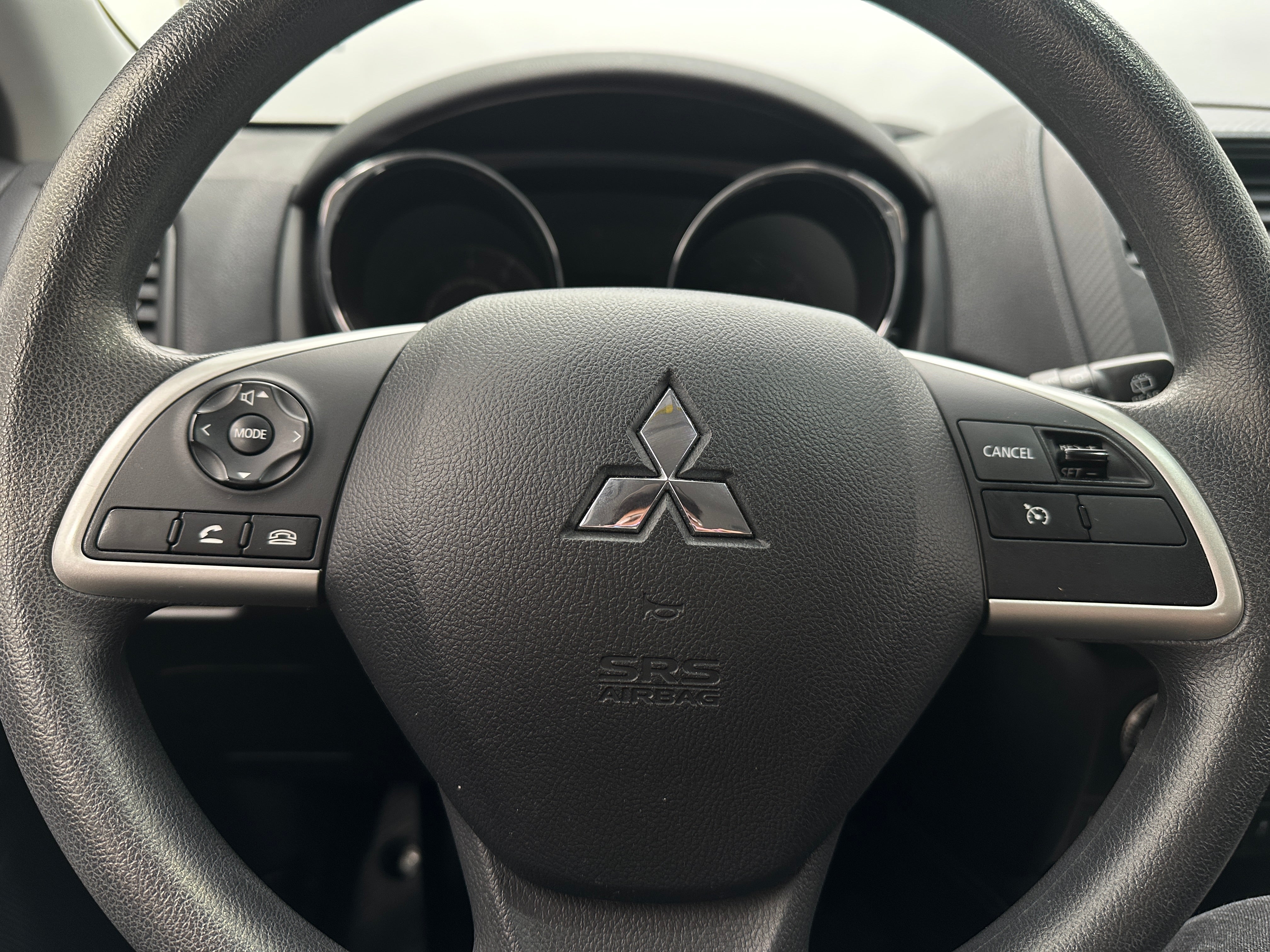 2023 Mitsubishi Outlander Sport ES 5