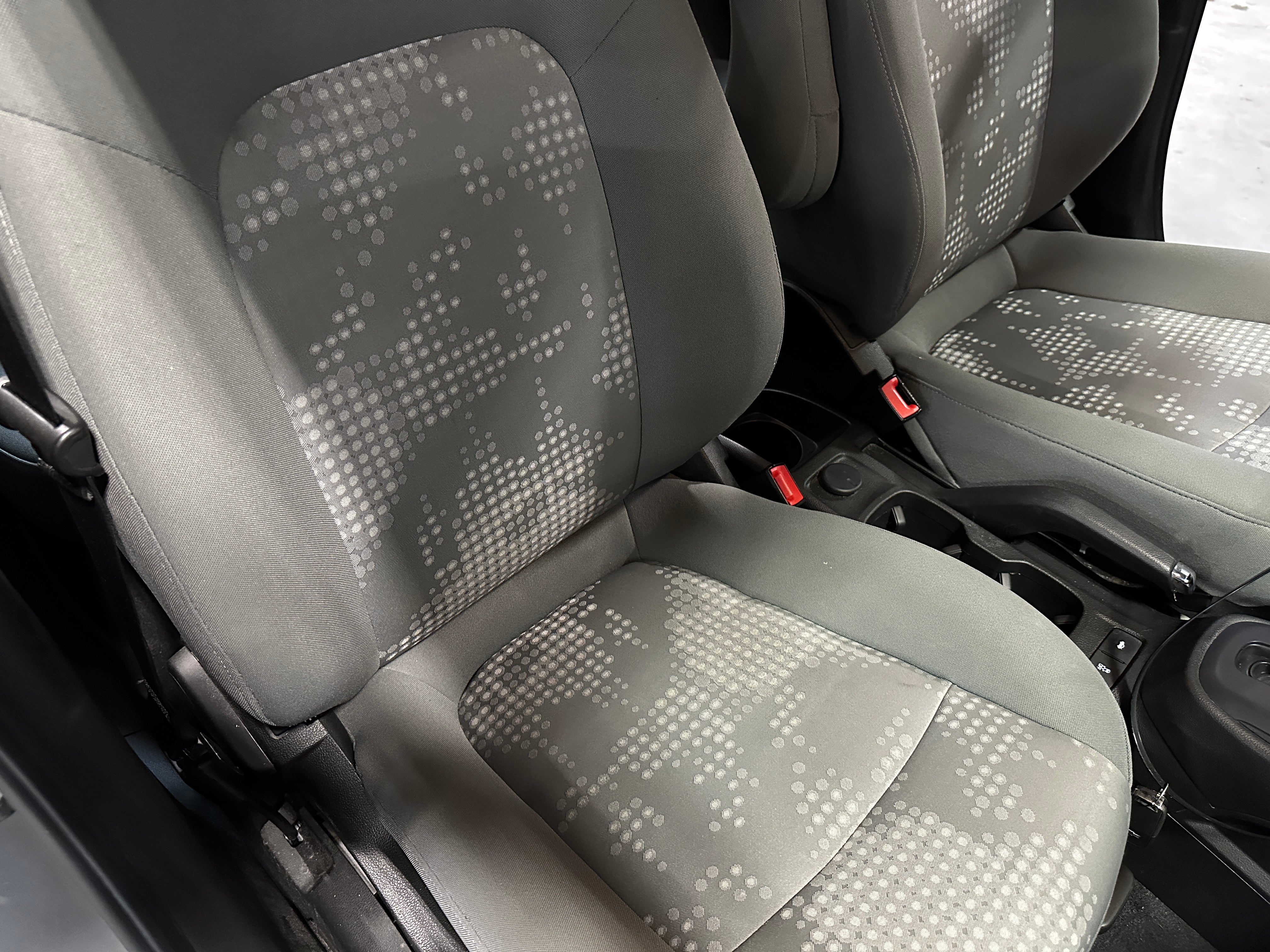 2017 Chevrolet Sonic LS 2