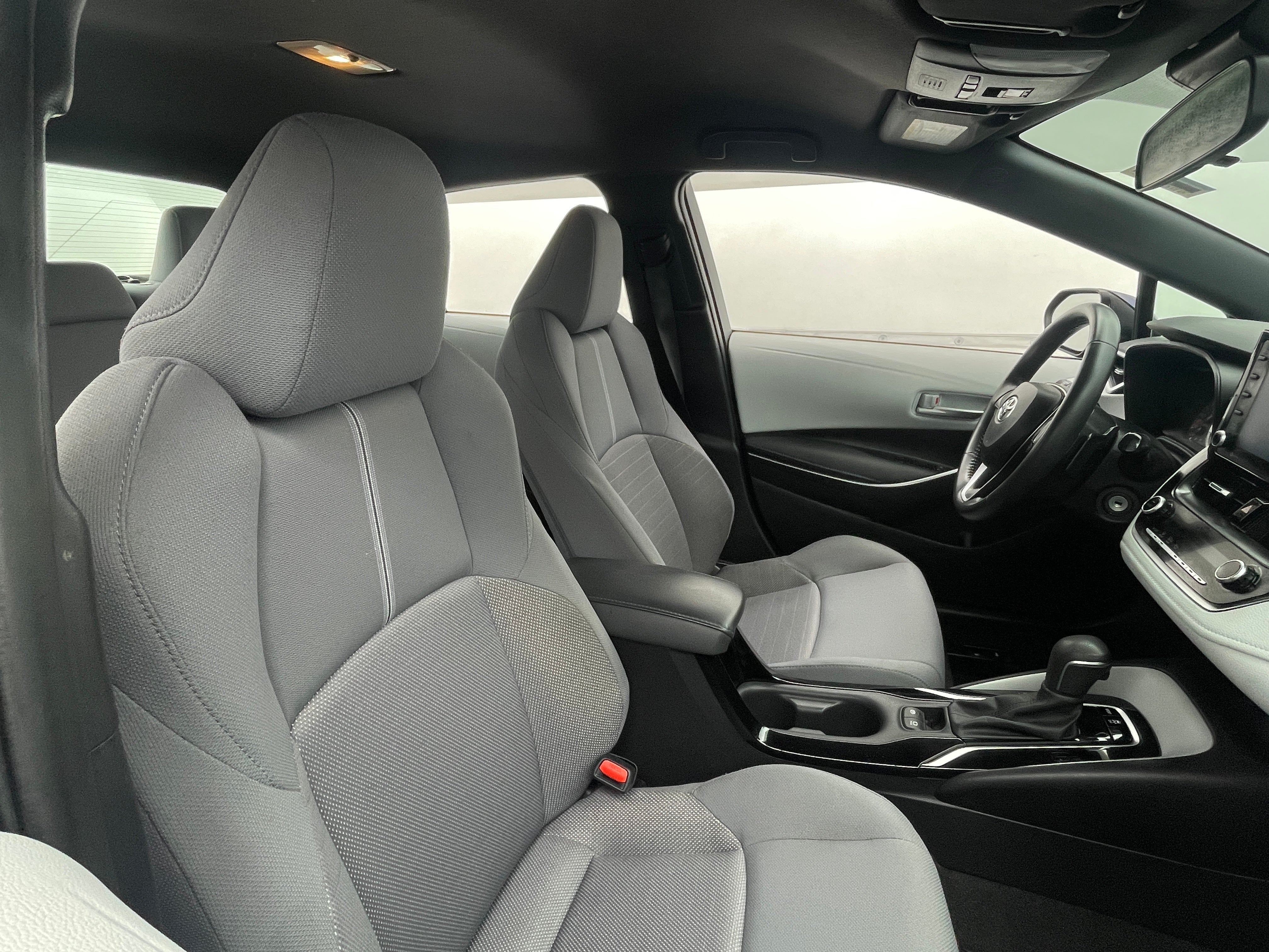 2022 Toyota Corolla SE 2