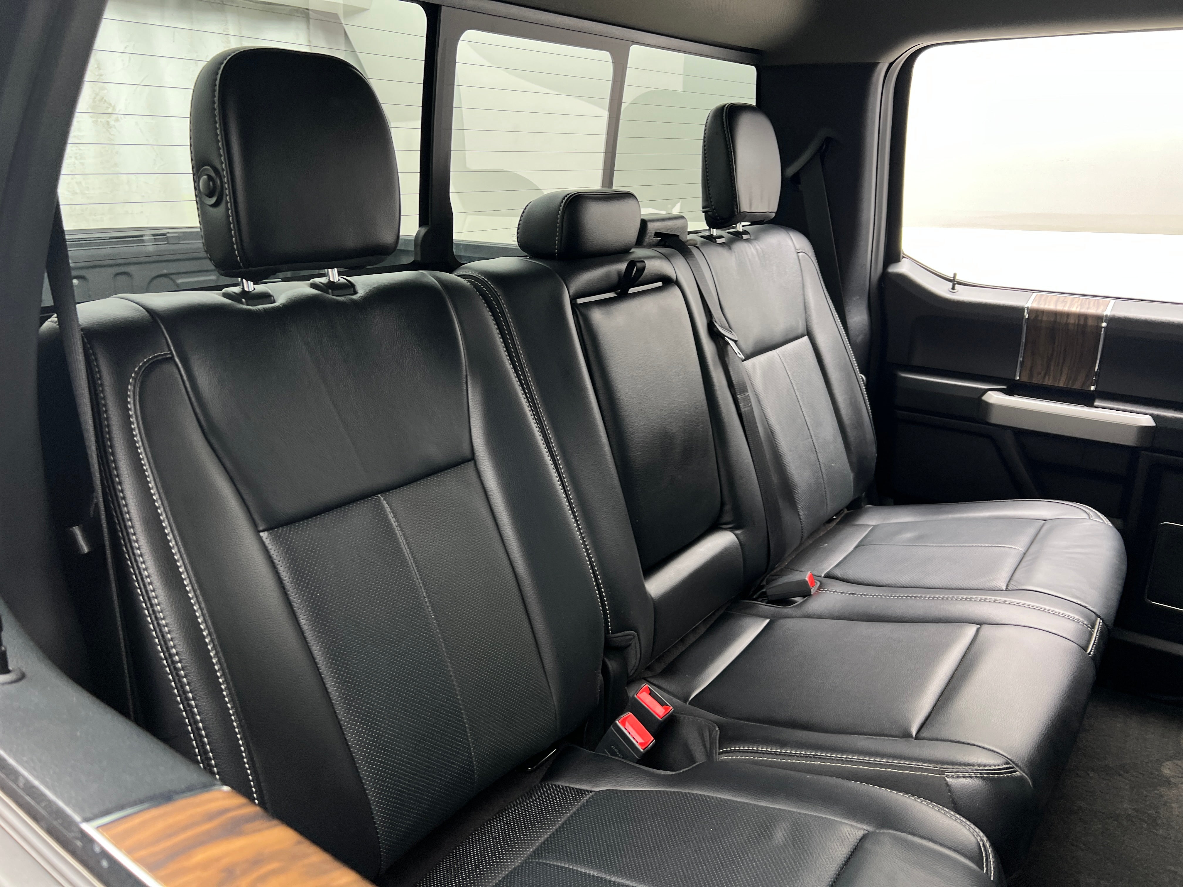 2019 Ford Econoline E-150 5