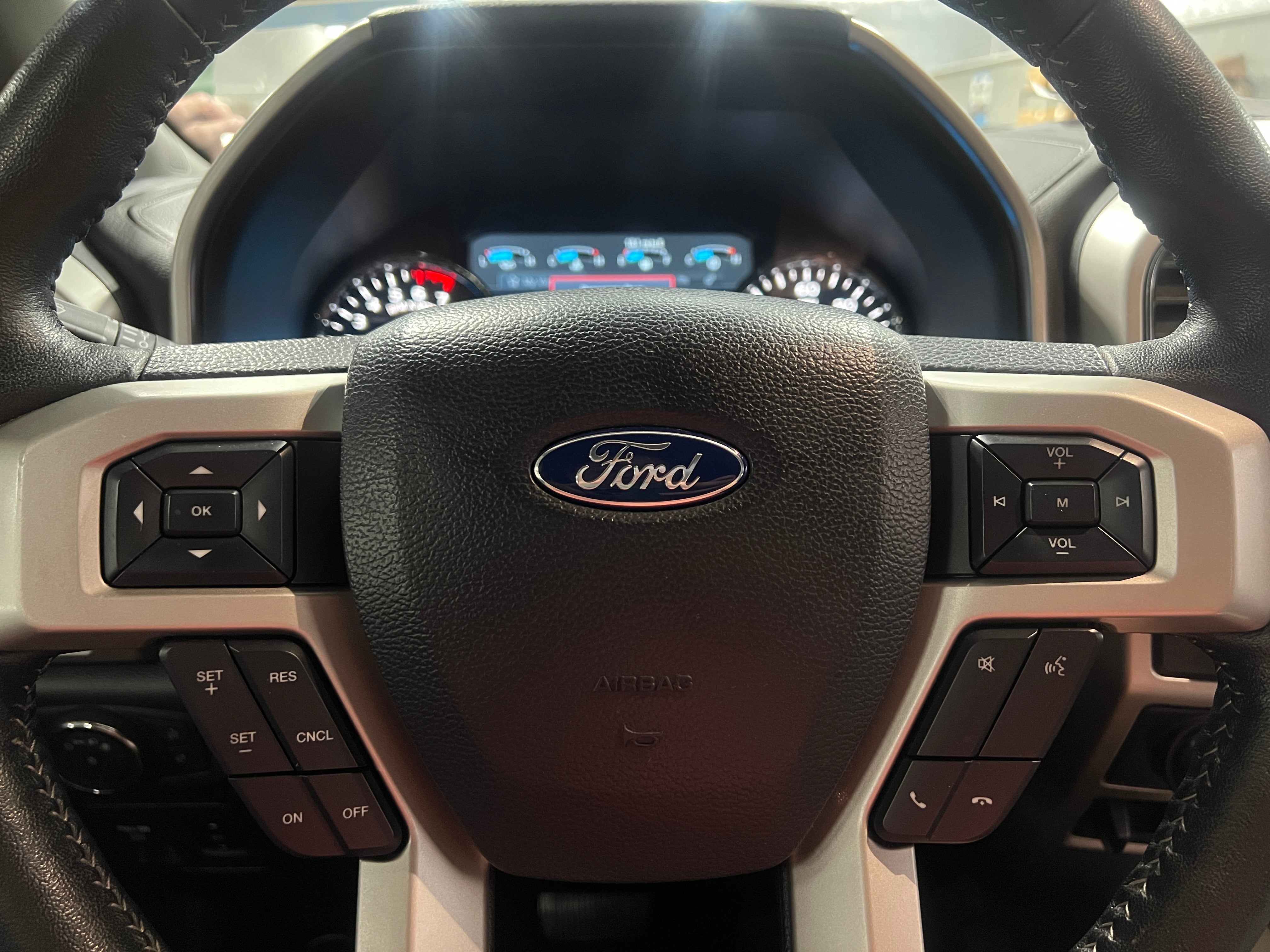 2019 Ford Econoline E-150 4