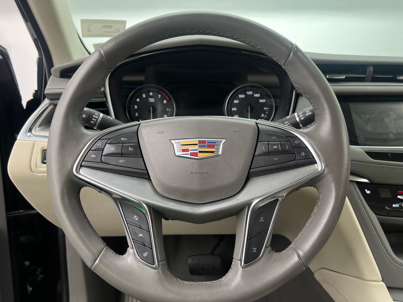 Thumbnail: 2020 Cadillac XT5 - 4