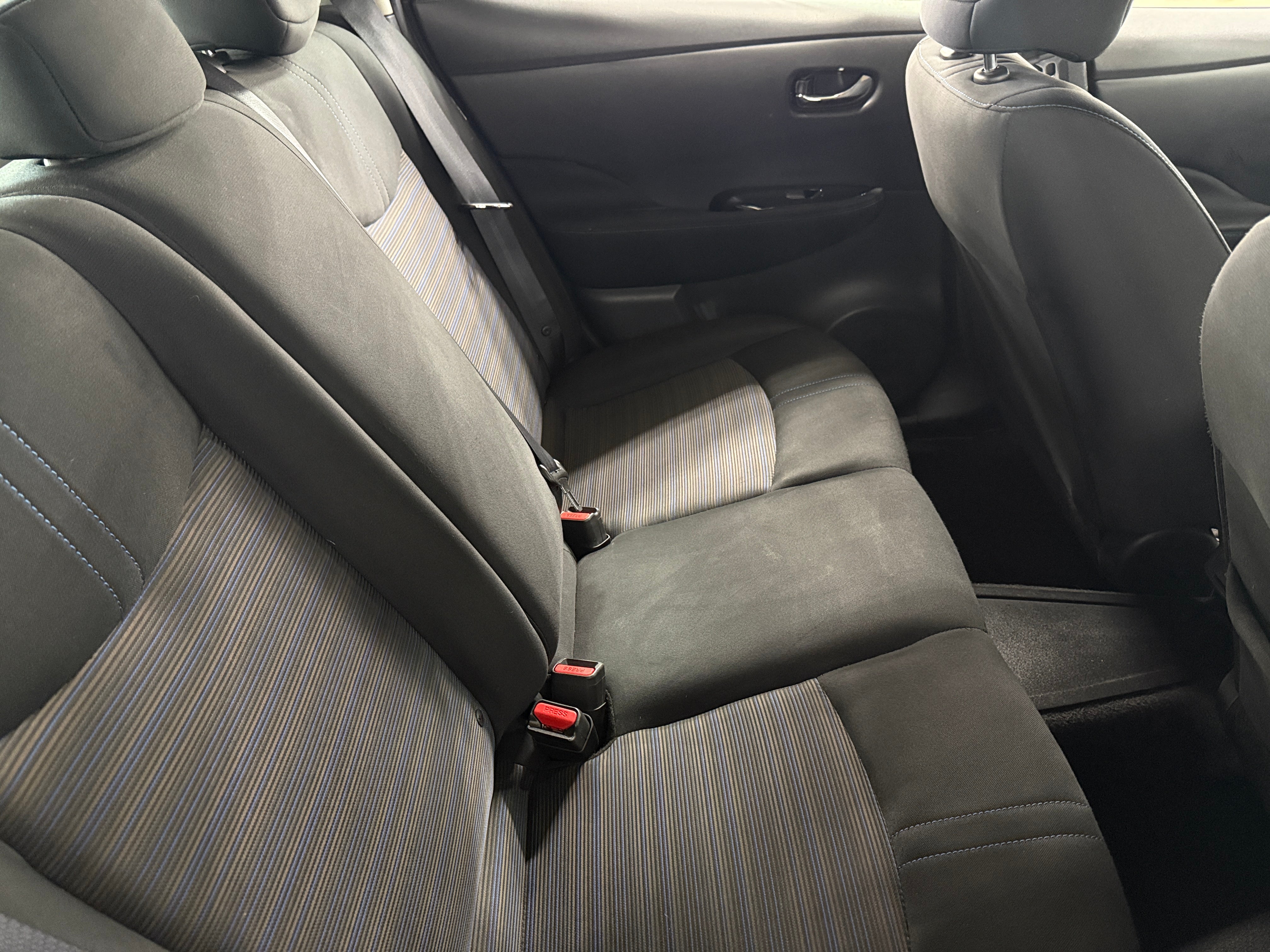 Thumbnail: 2021 Nissan Leaf - 6