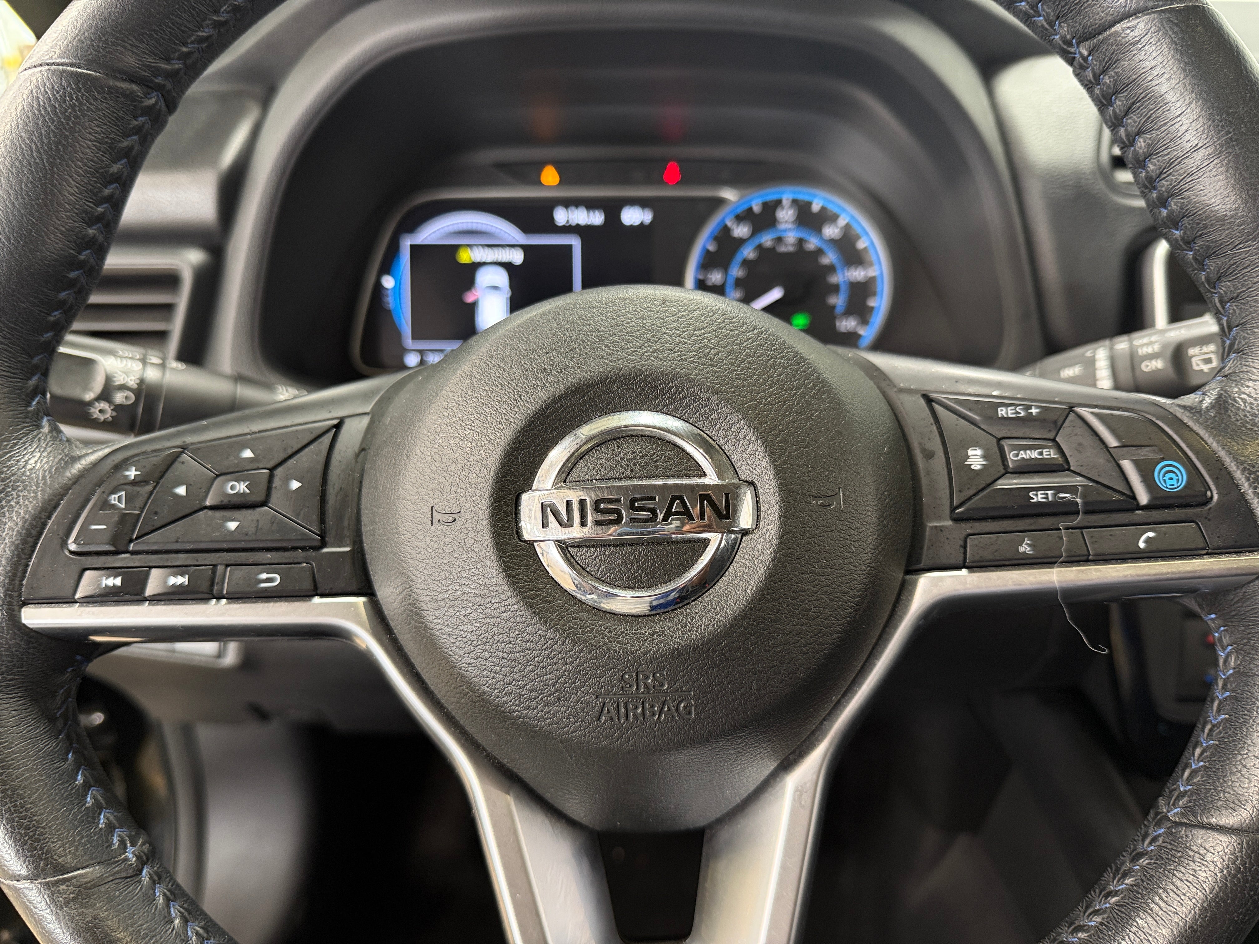 Thumbnail: 2021 Nissan Leaf - 5
