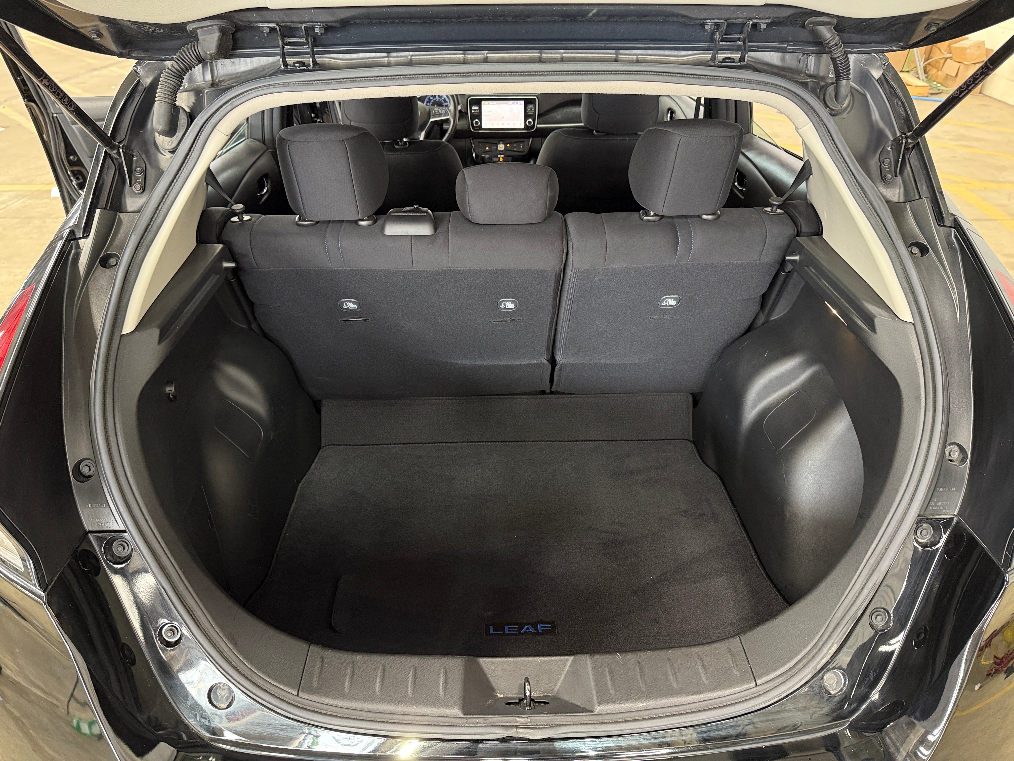 Thumbnail: 2021 Nissan Leaf - 7