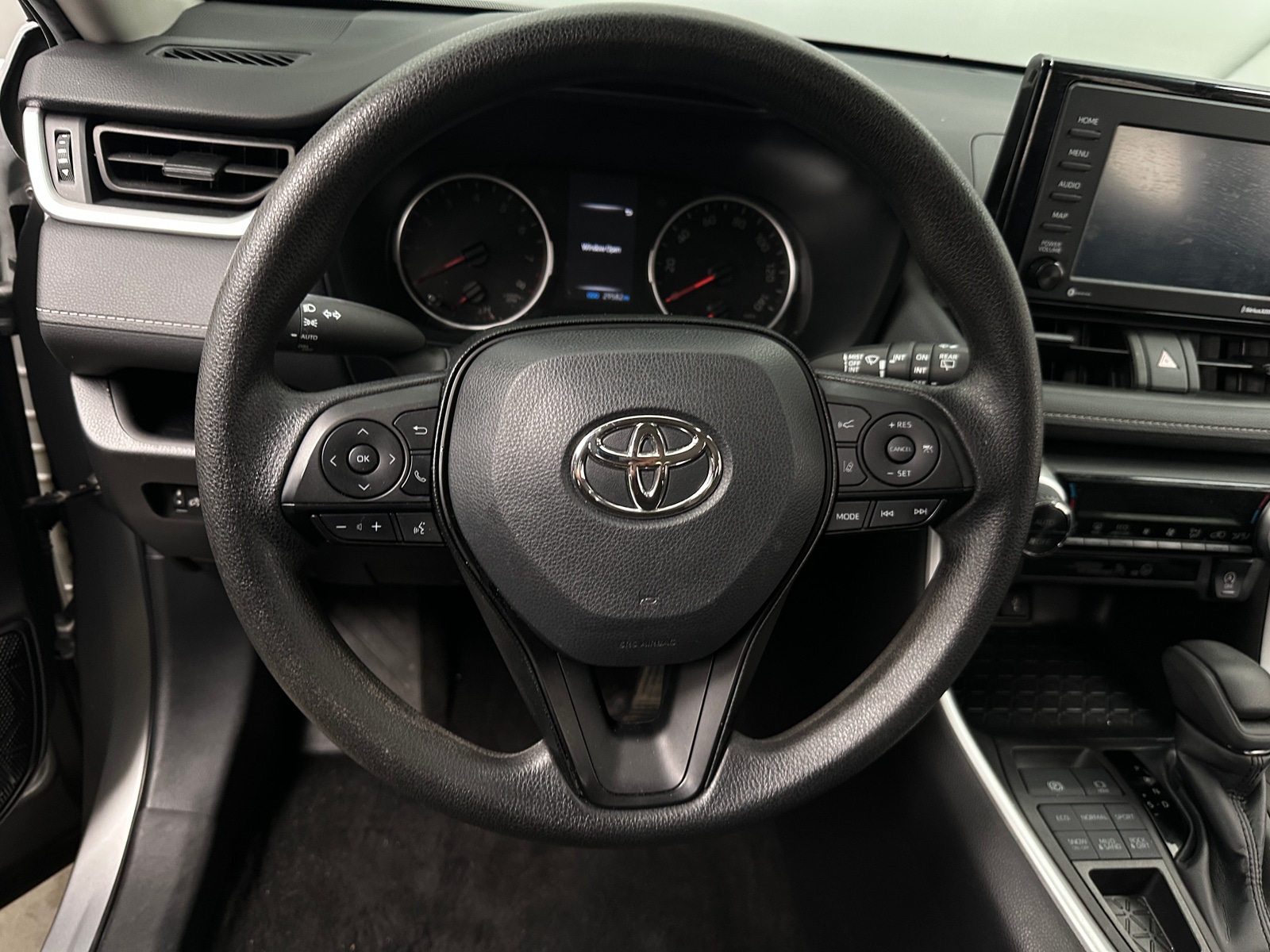 Thumbnail: 2022 Toyota RAV4 - 5