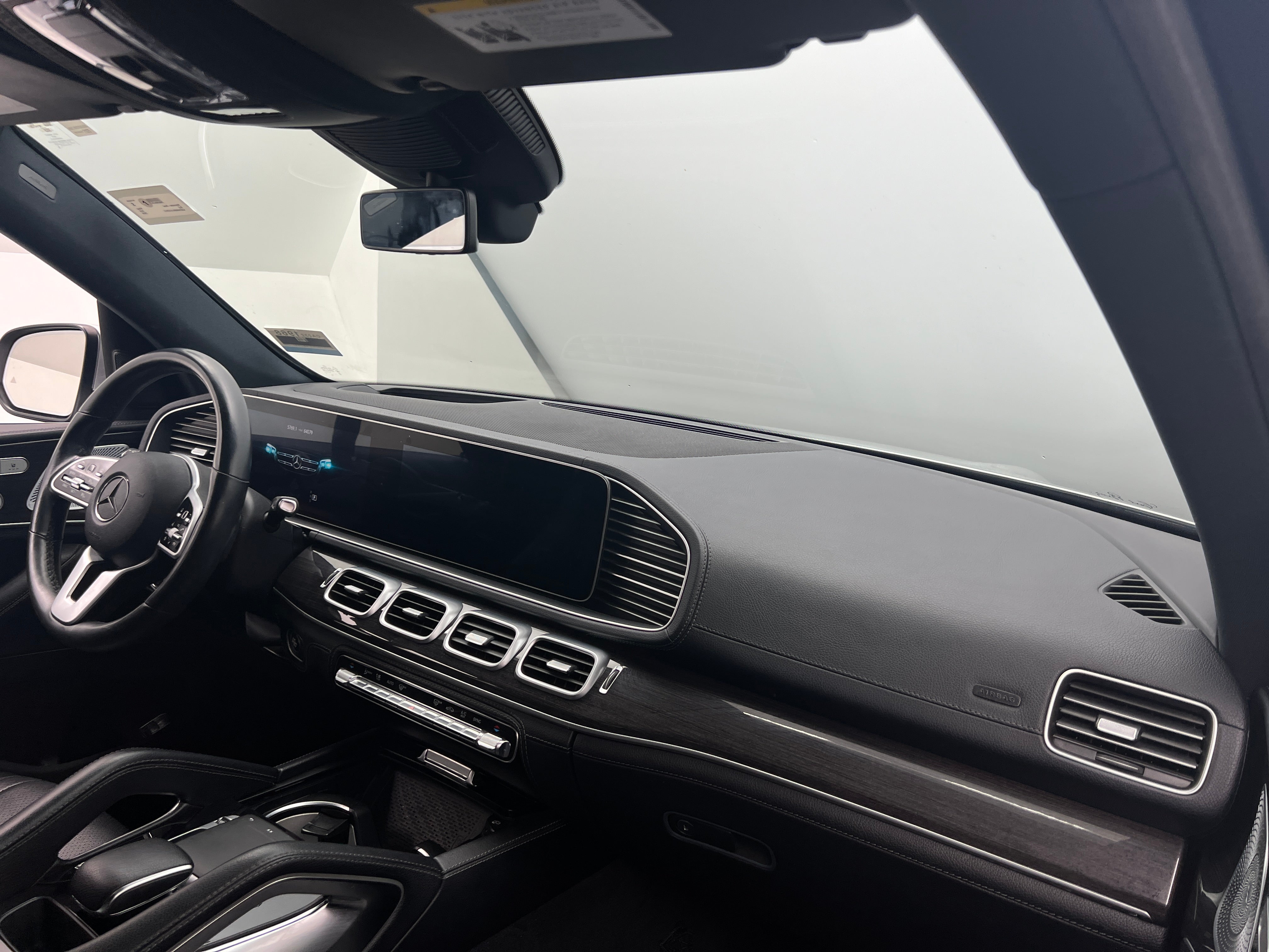 Thumbnail: 2020 Mercedes-Benz GLE - 2