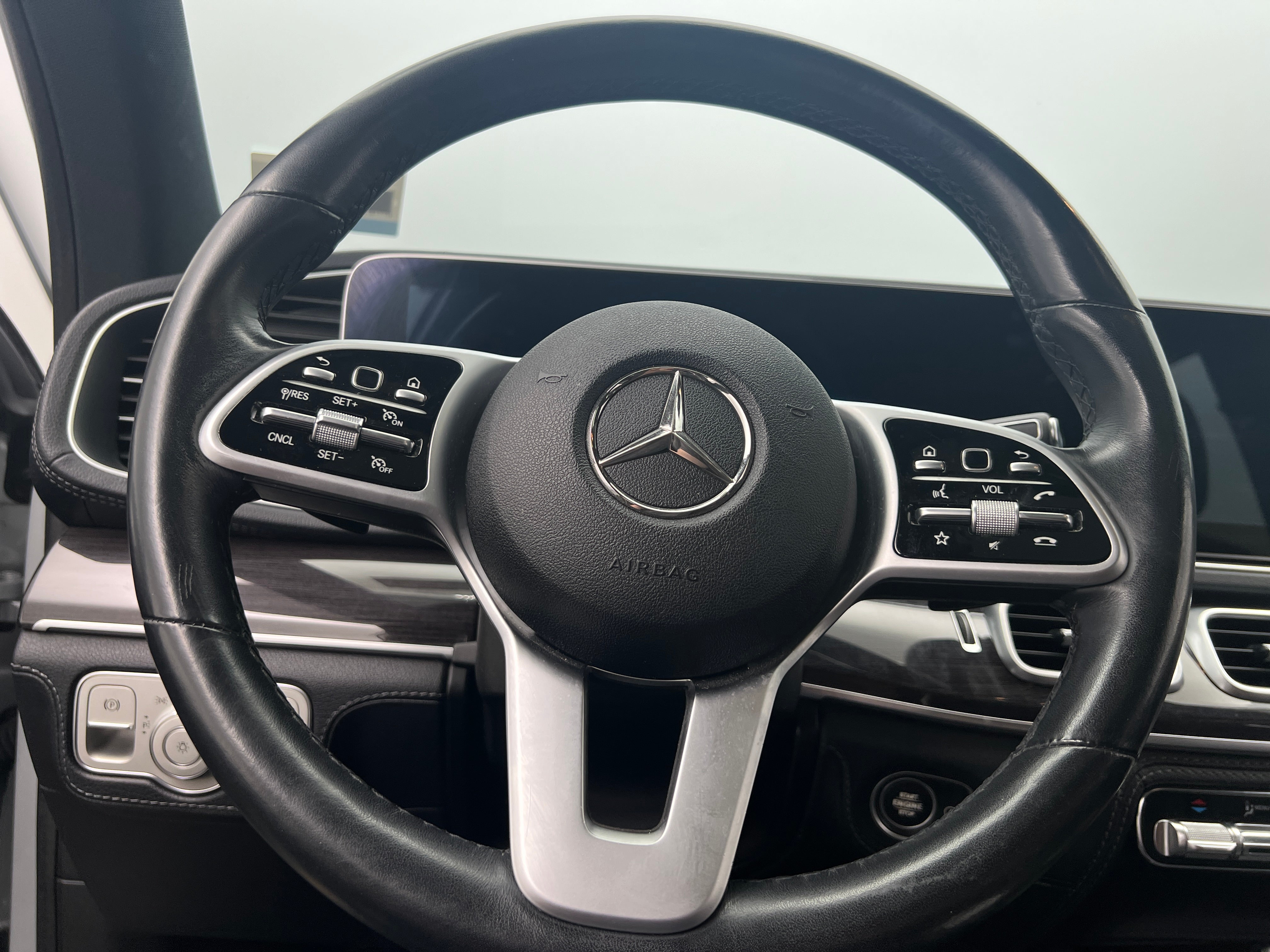 Thumbnail: 2020 Mercedes-Benz GLE - 4