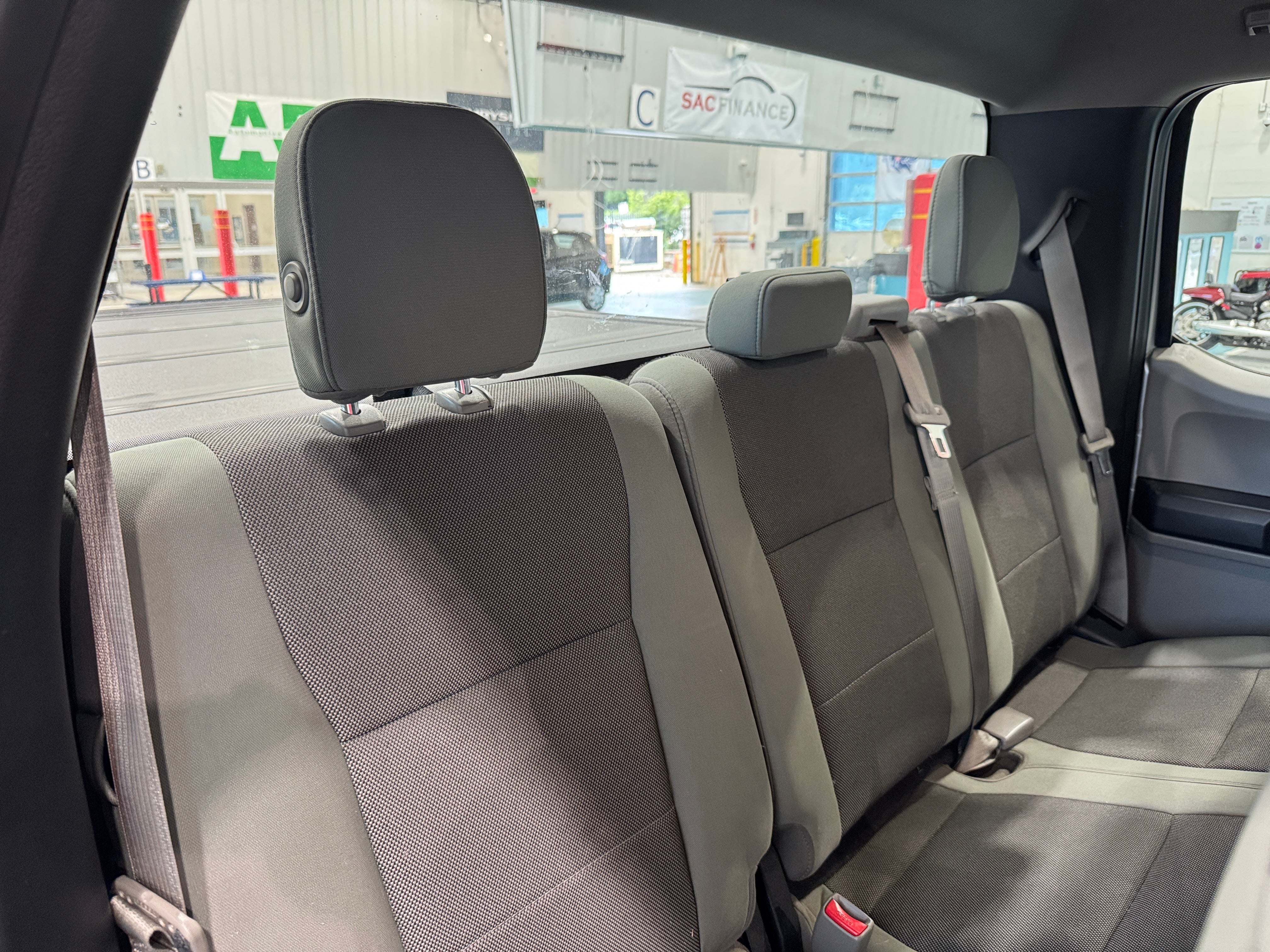 2017 Ford Econoline E-150 6