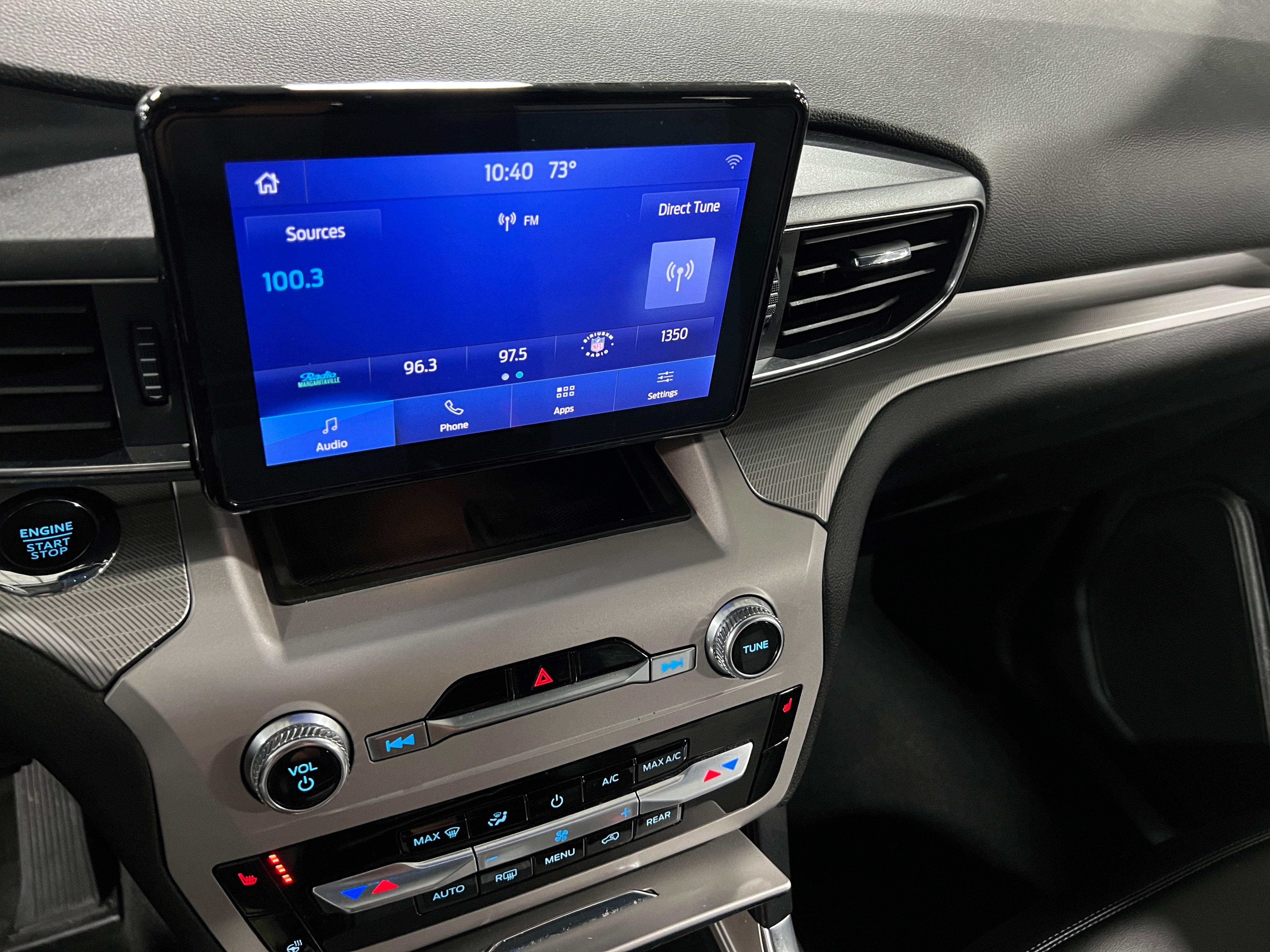 2024 Ford Explorer XLT 3