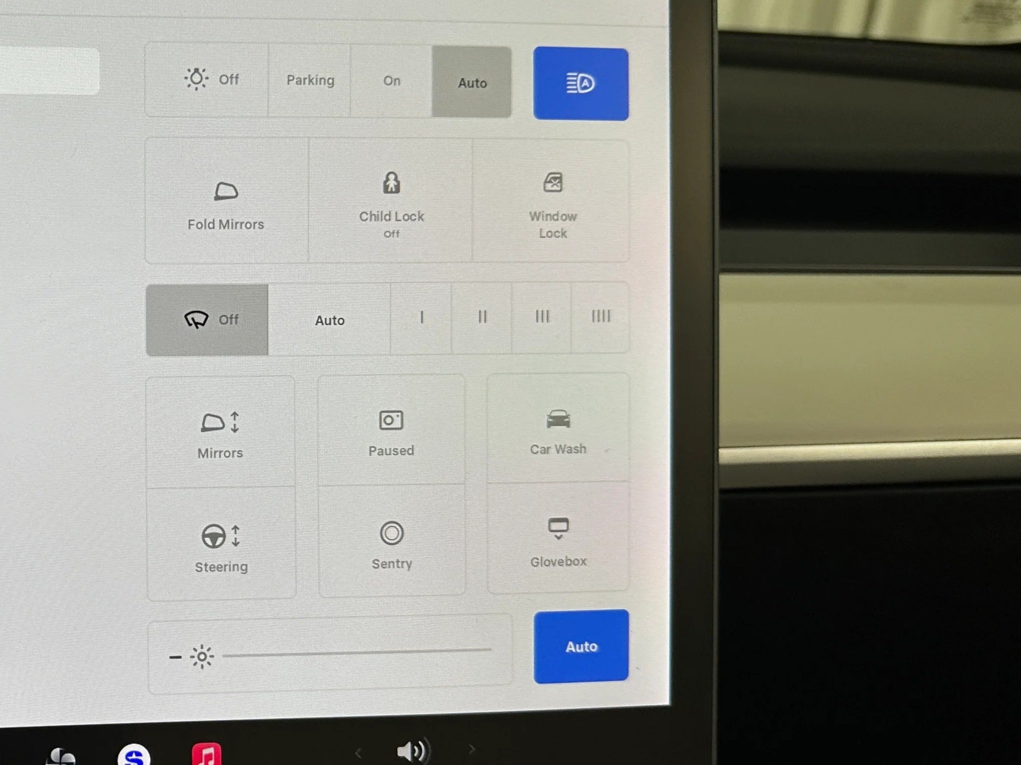 2022 Tesla Model Y Long Range 3