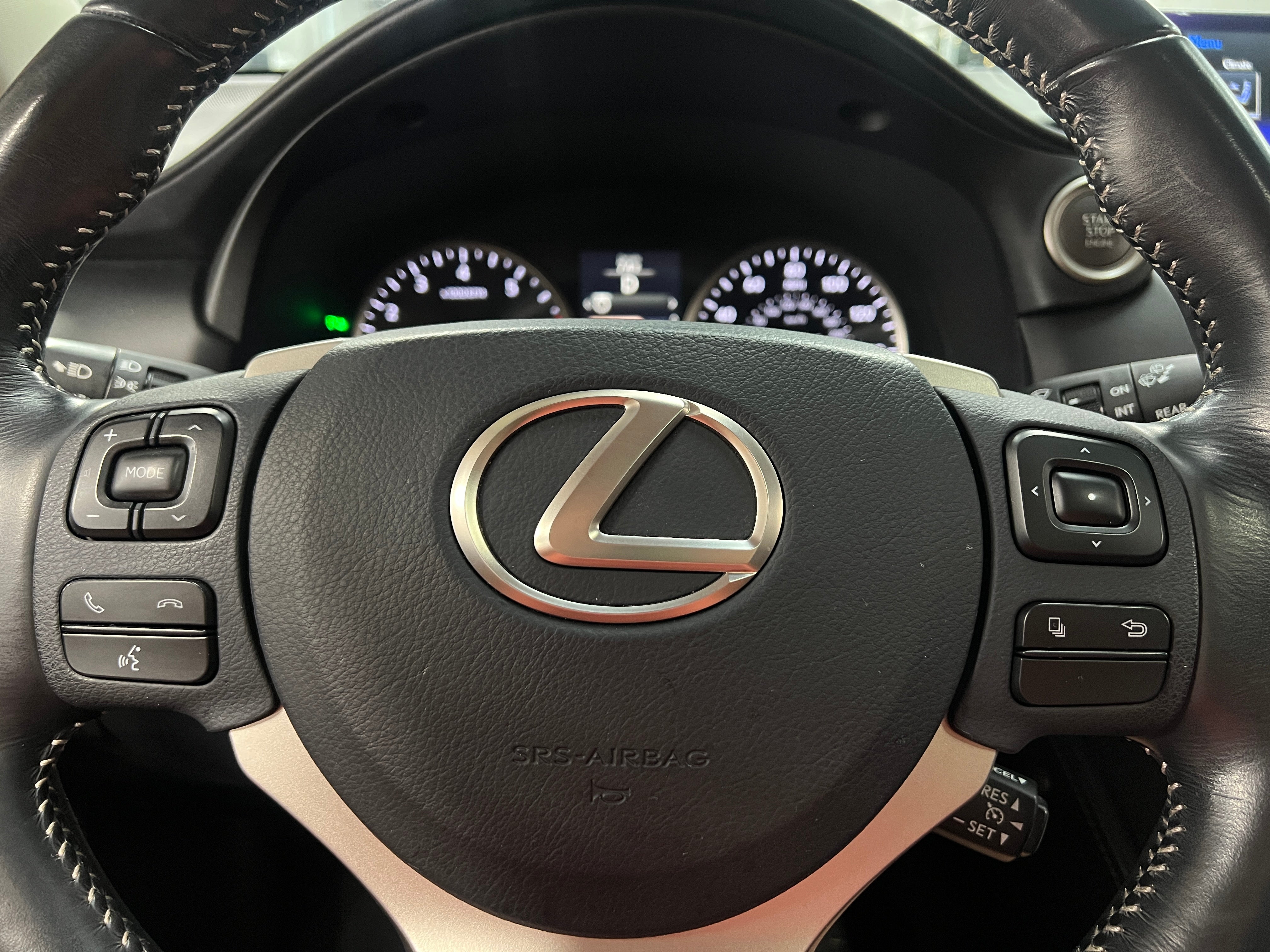 2016 Lexus NX 200t 4