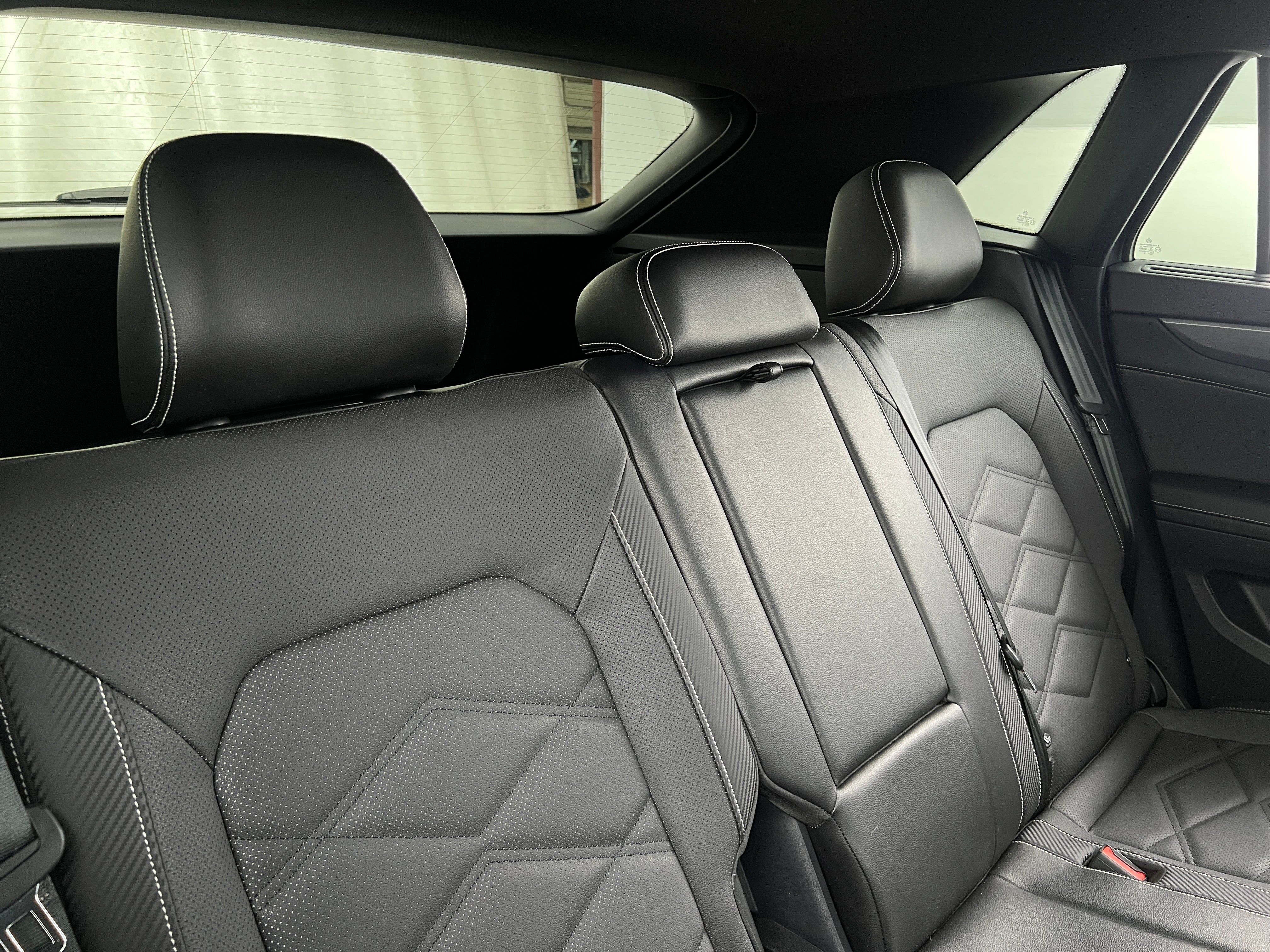2024 Volkswagen Atlas SE 5