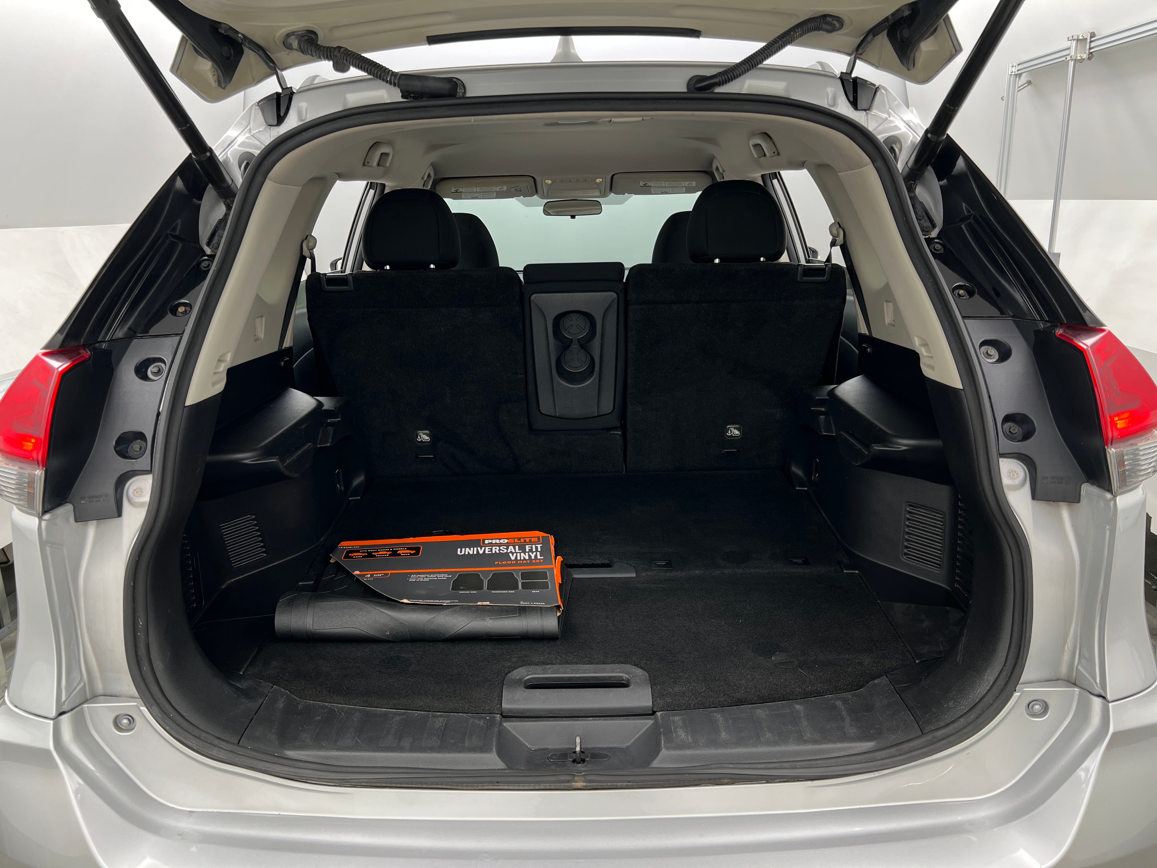 2018 Nissan Rogue SV 7