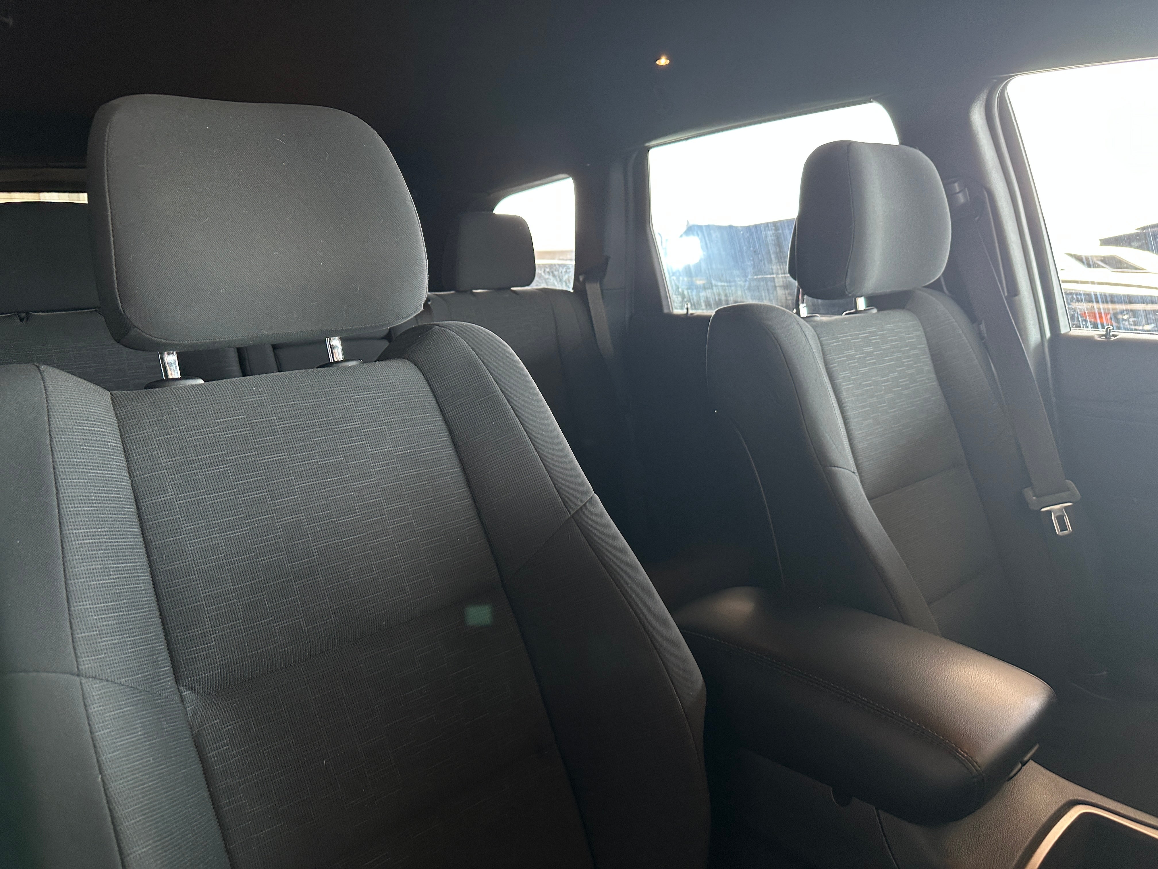 2017 Jeep Grand Cherokee Laredo 2