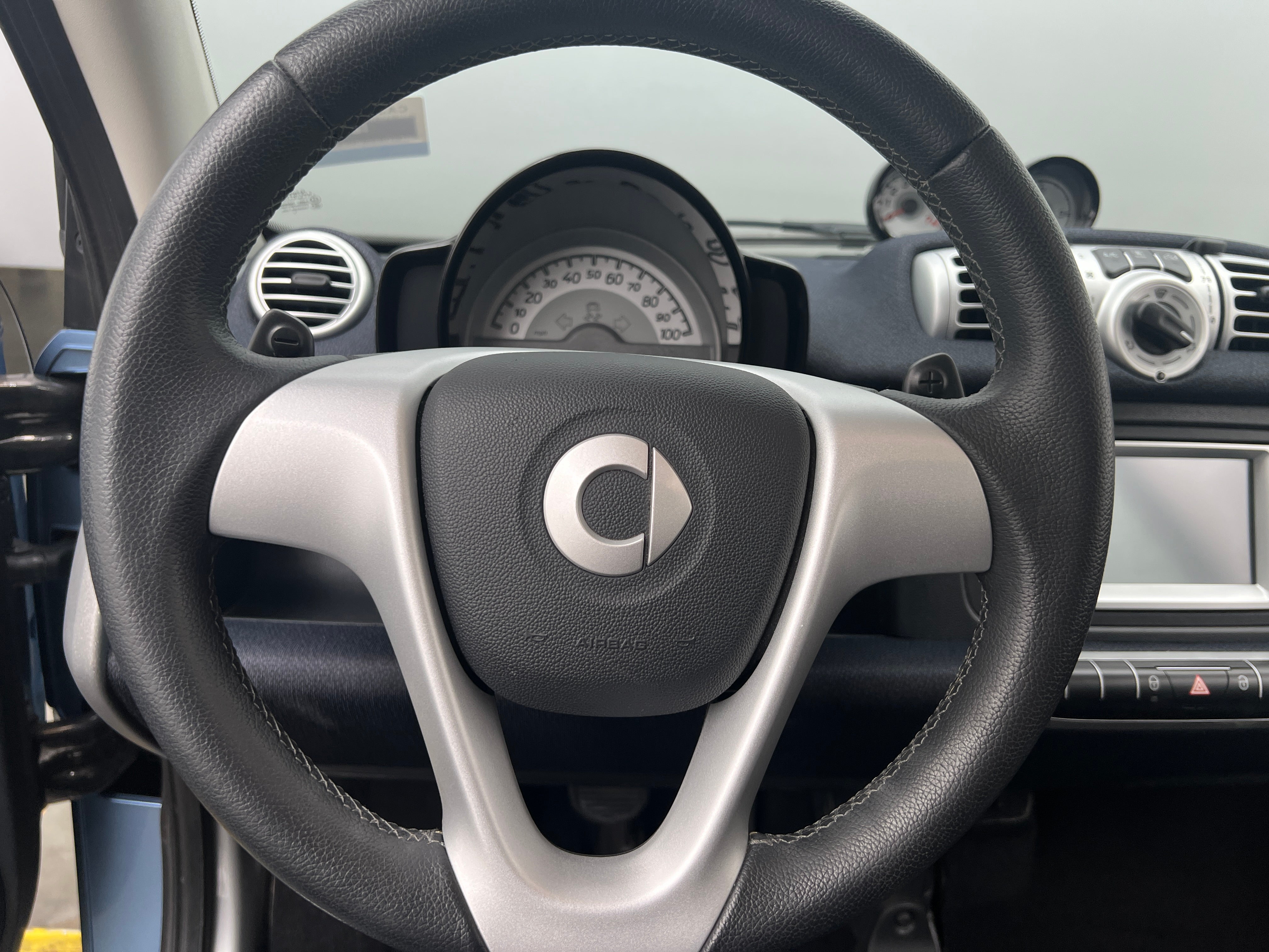 2013 smart fortwo Pure 5