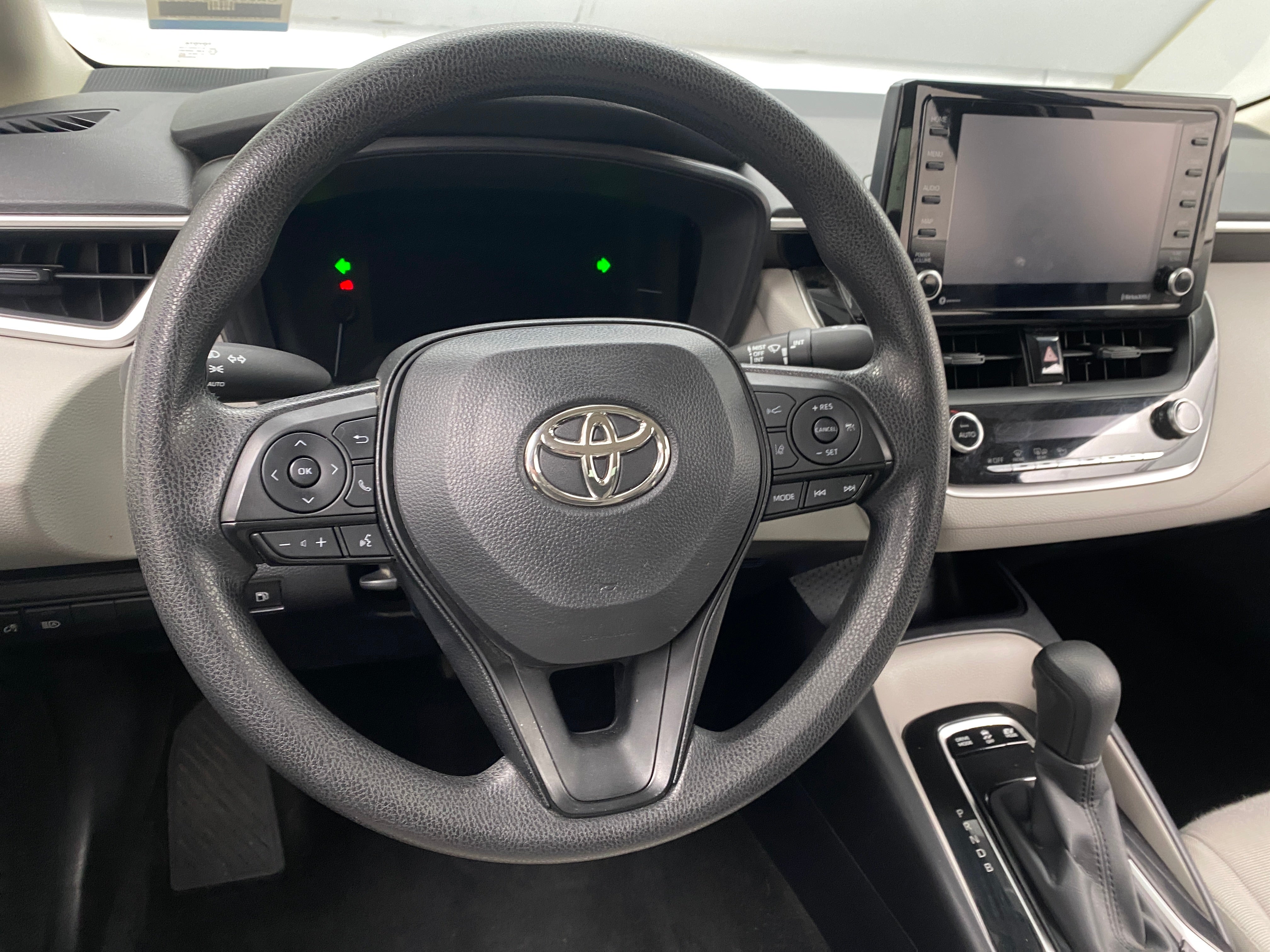 2022 Toyota Corolla LE 5