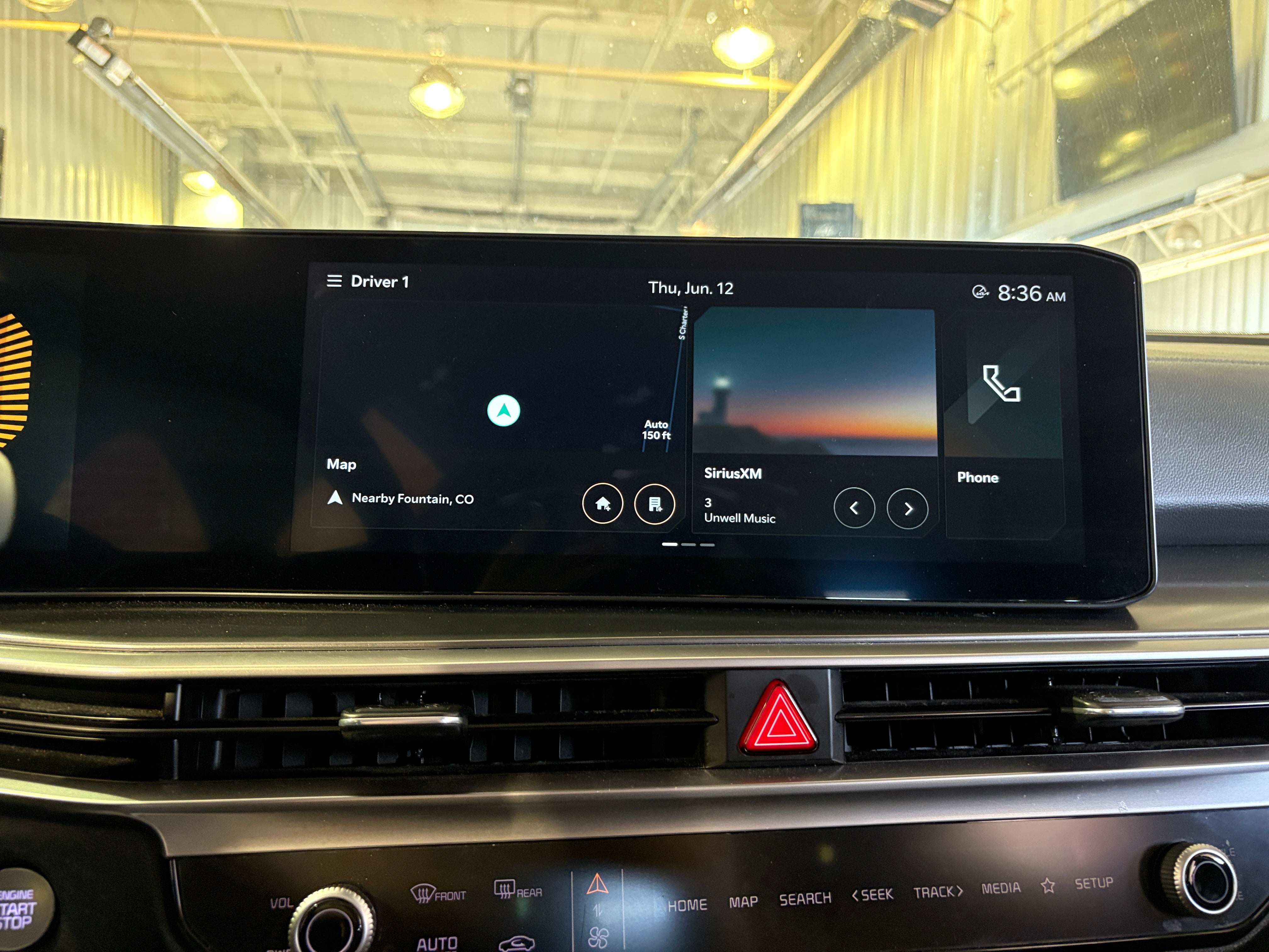 2024 Kia Sorento S 3