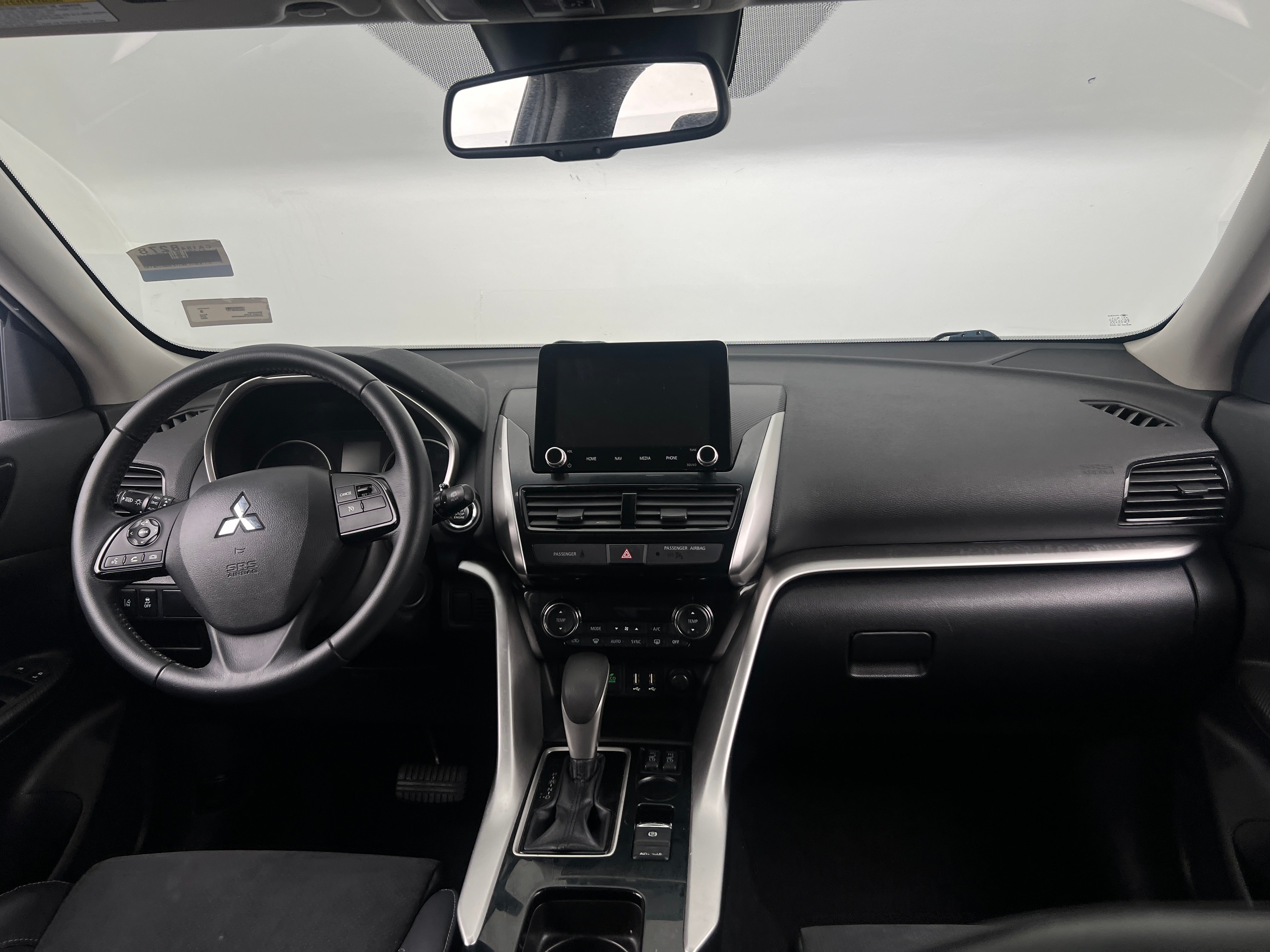 2022 Mitsubishi Eclipse Cross SE 2