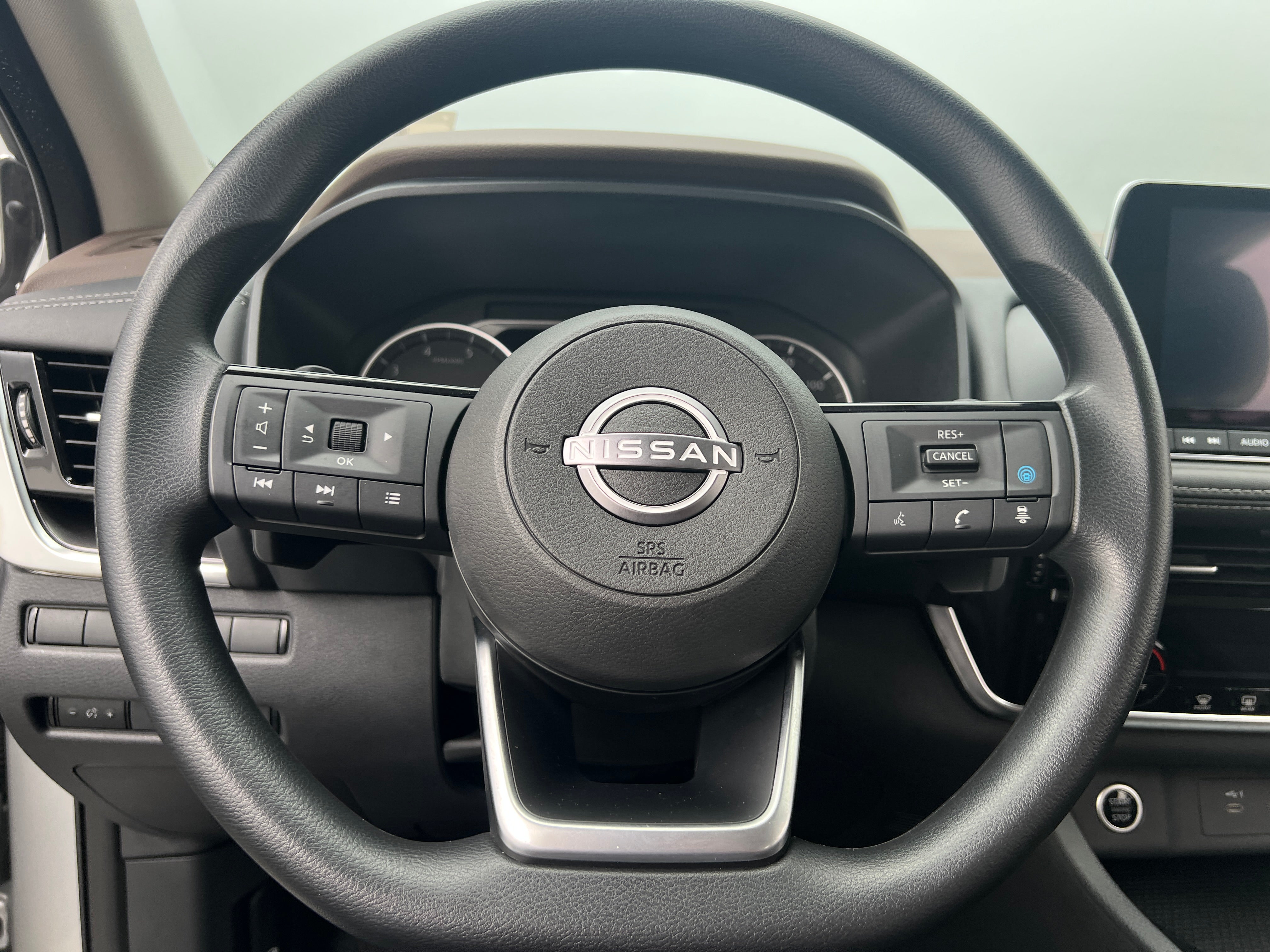 Thumbnail: 2022 Nissan Rogue - 5