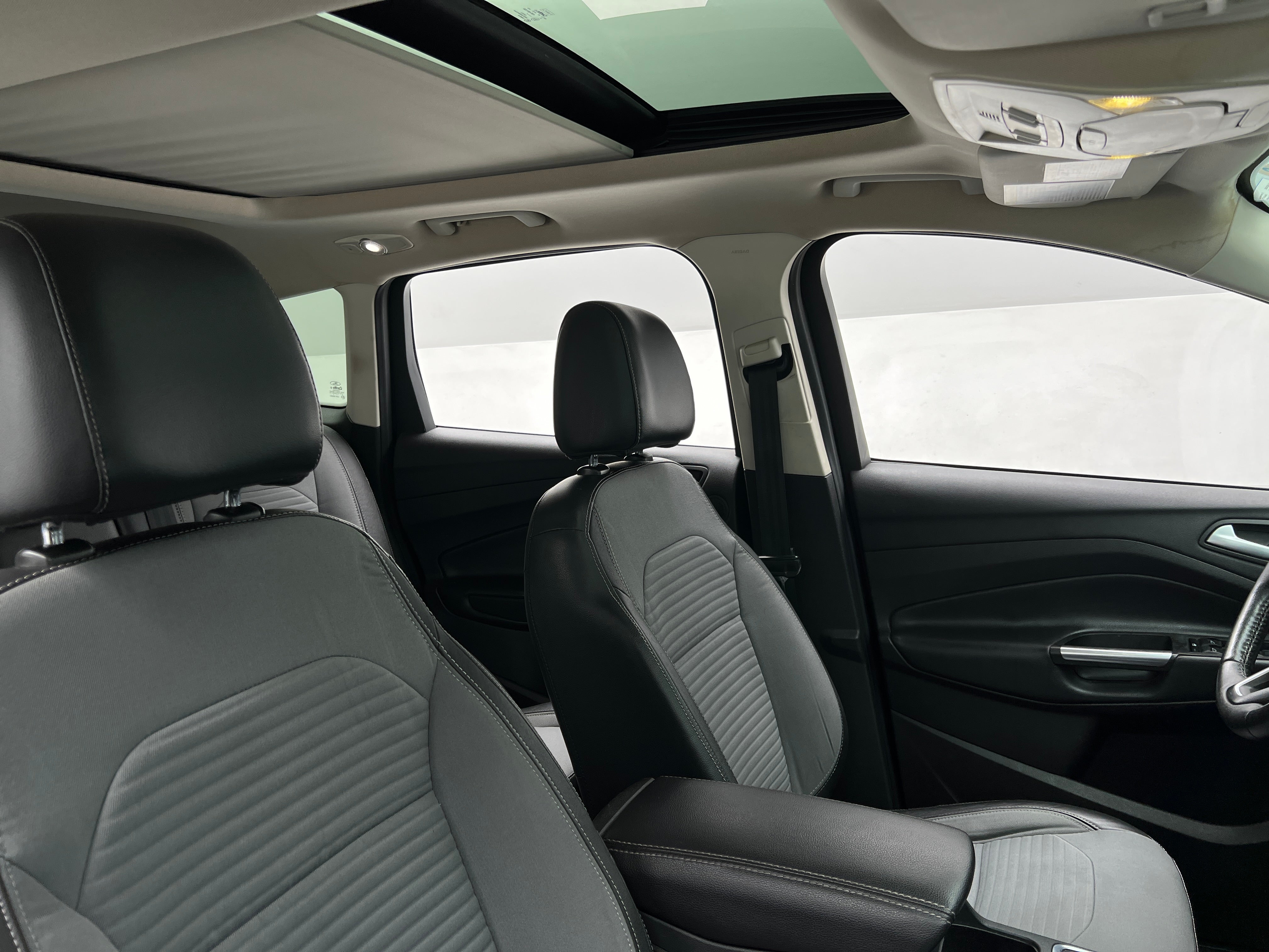 2017 Ford Escape SE 2