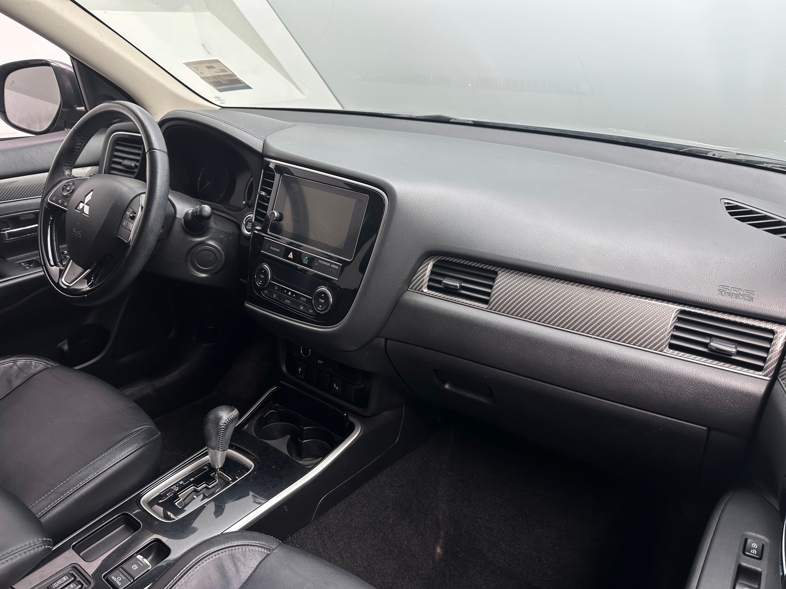 Thumbnail: 2019 Mitsubishi Outlander - 2