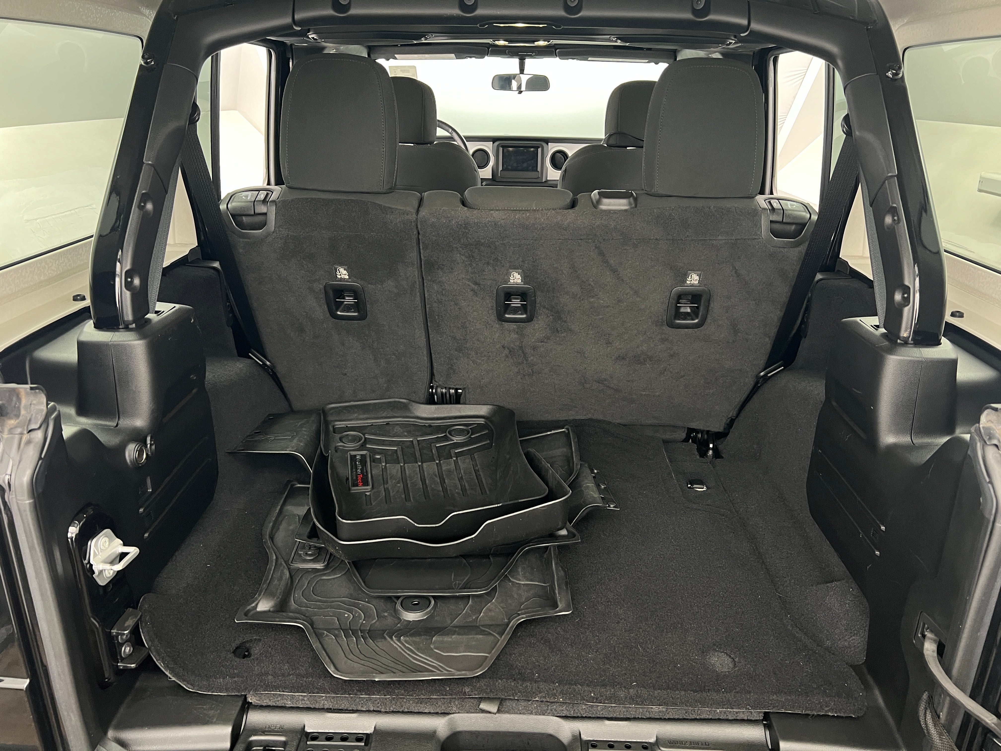 2021 Jeep Wrangler Unlimited Islander 7