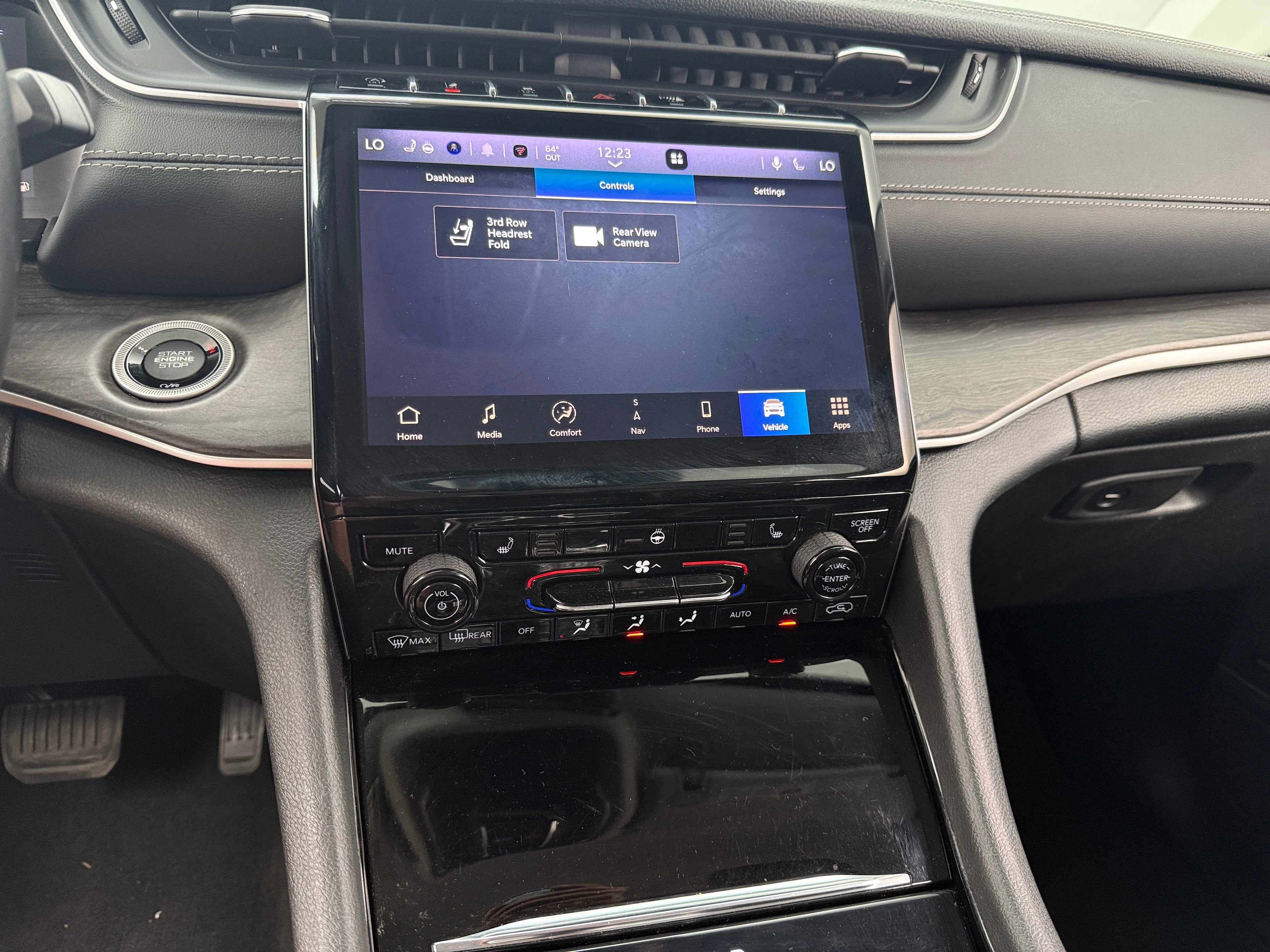 2022 Jeep Grand Cherokee L Limited Edition 2
