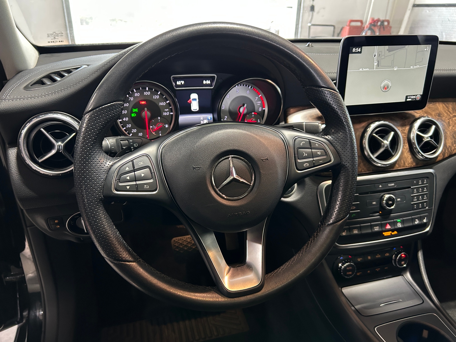 Thumbnail: 2017 Mercedes-Benz GLA - 4