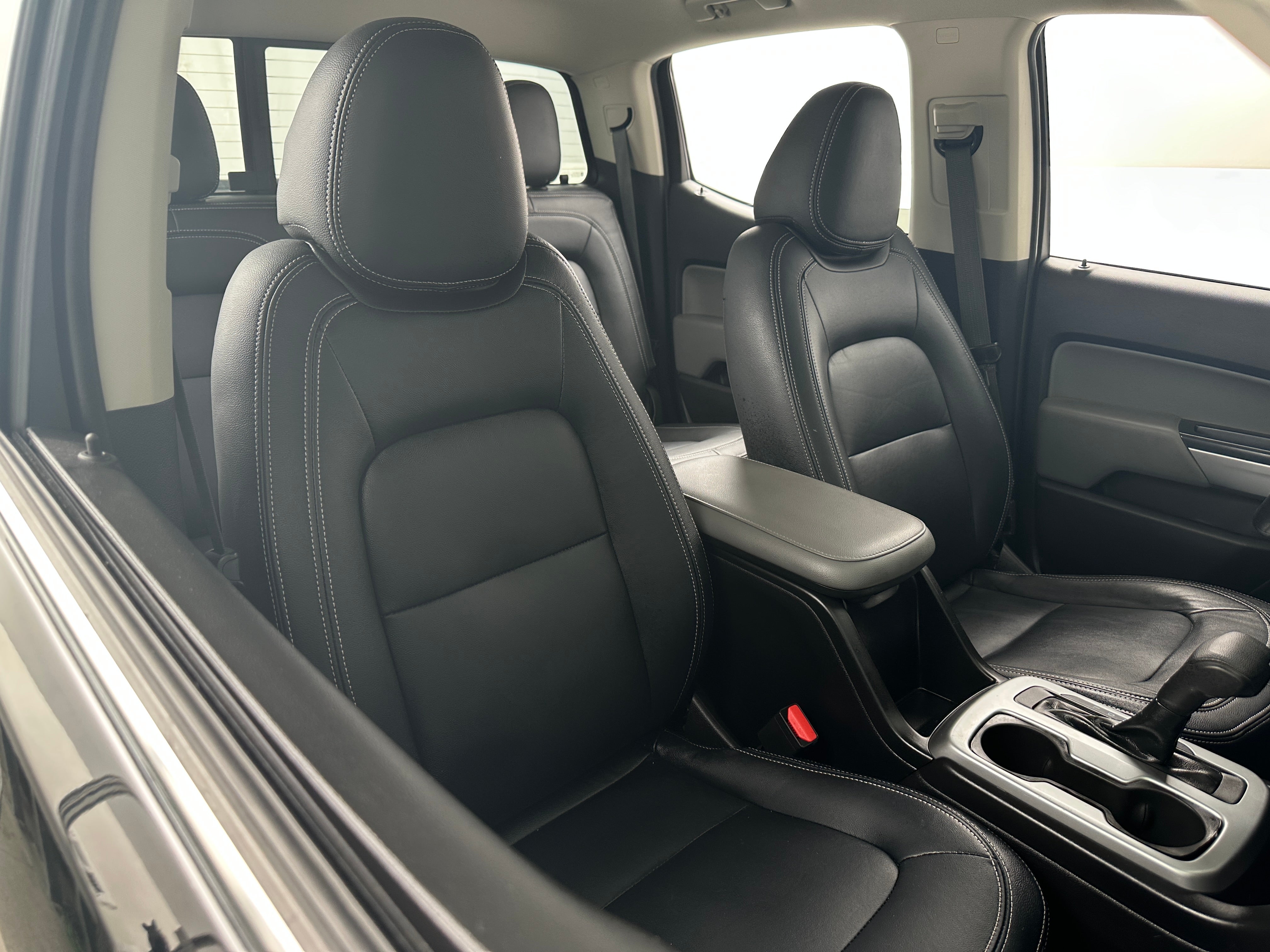 2019 Chevrolet Colorado LT 2