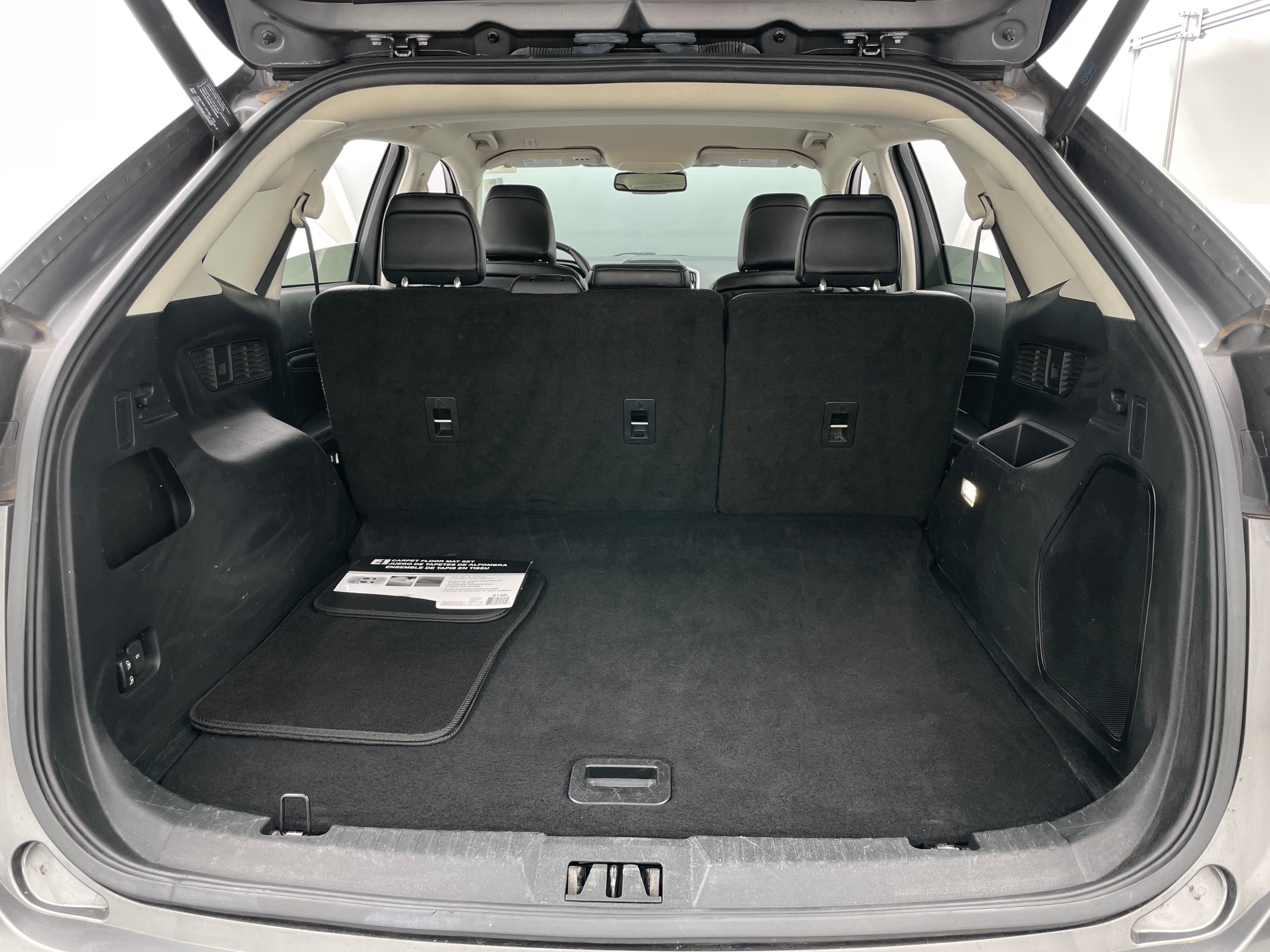 2022 Ford Edge Titanium 6