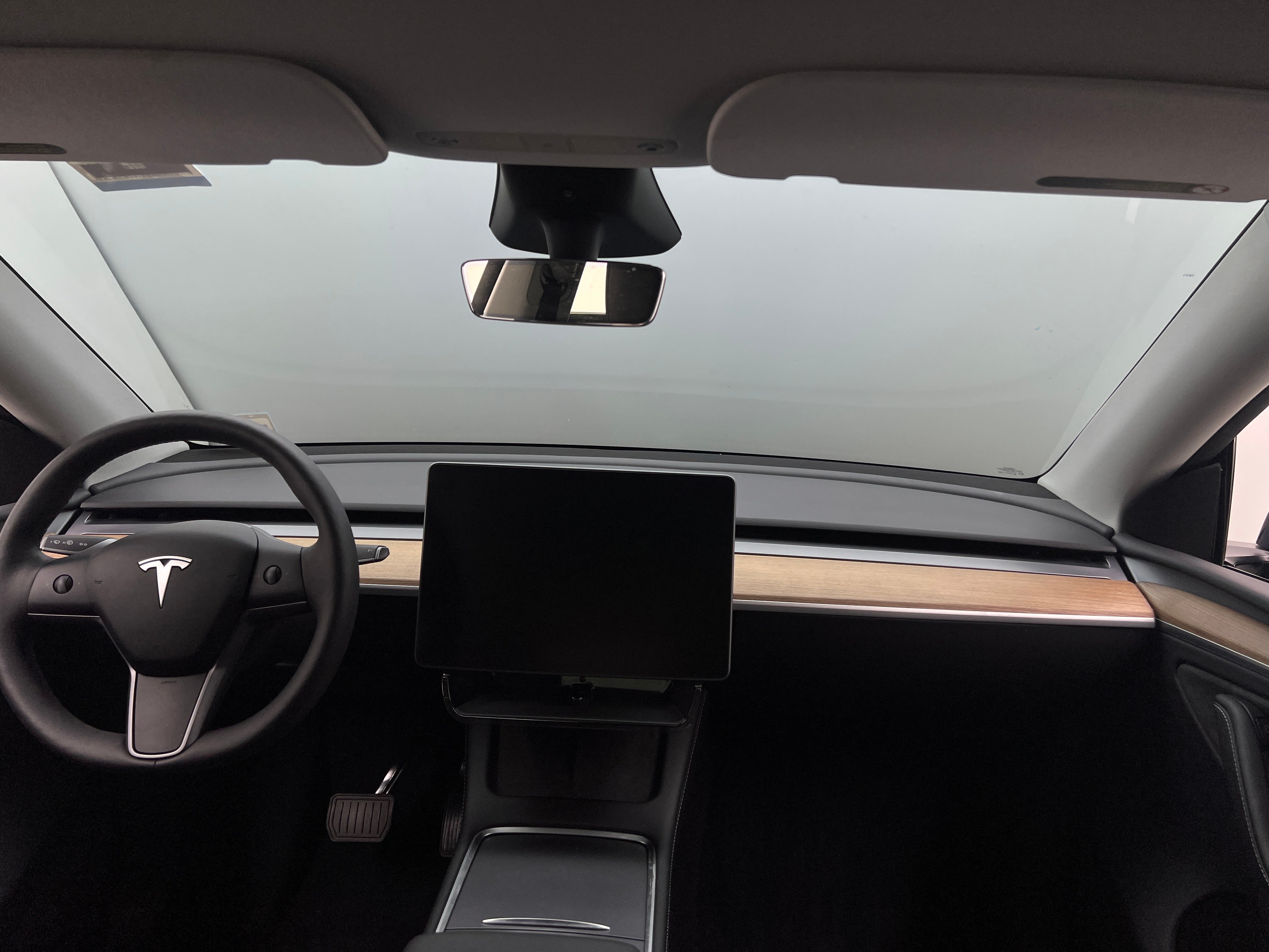 2024 Tesla Model Y Long Range 2