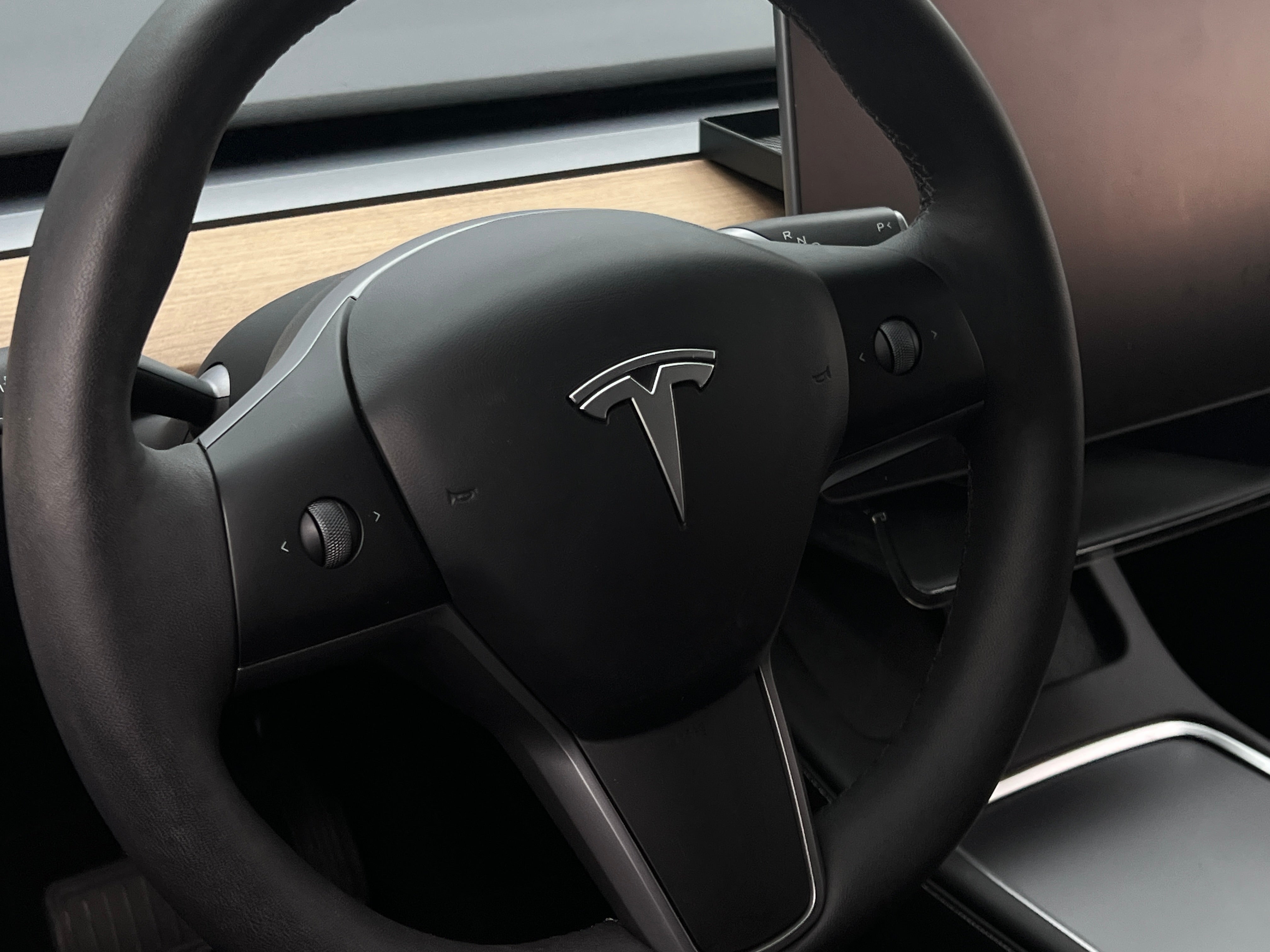 2024 Tesla Model Y Long Range 4