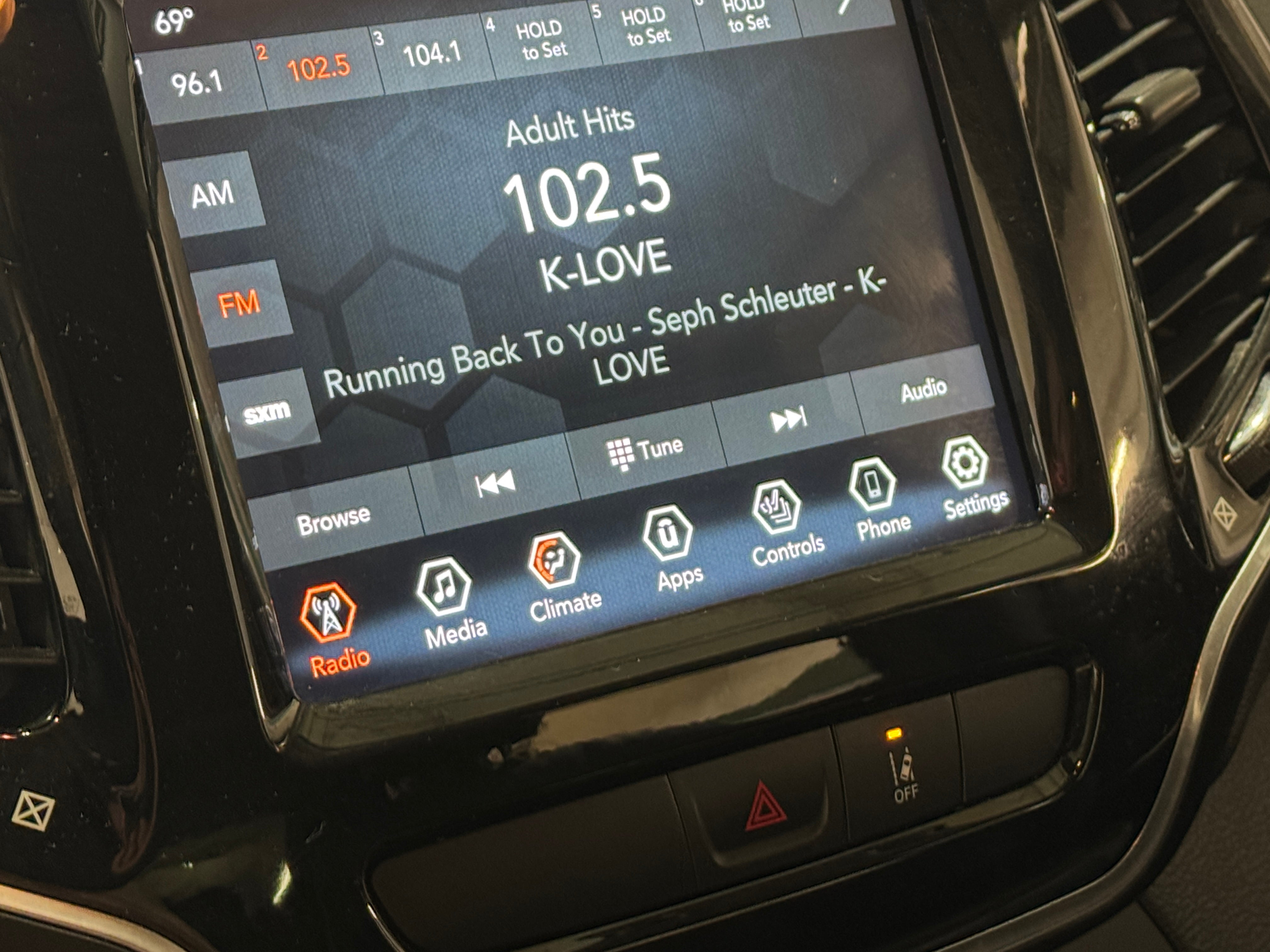 2022 Jeep Cherokee Limited Edition 3