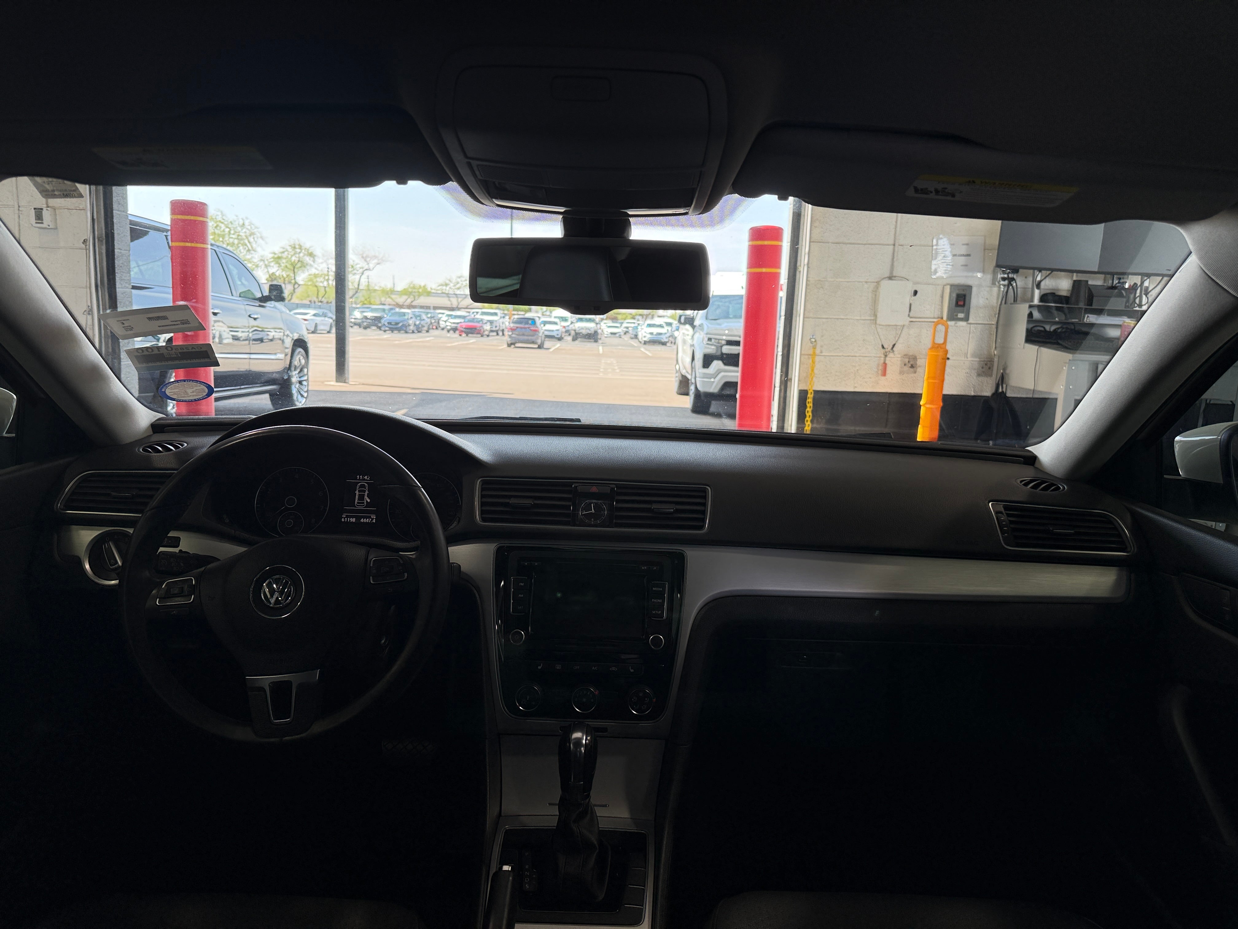 2013 Volkswagen Passat SE 2