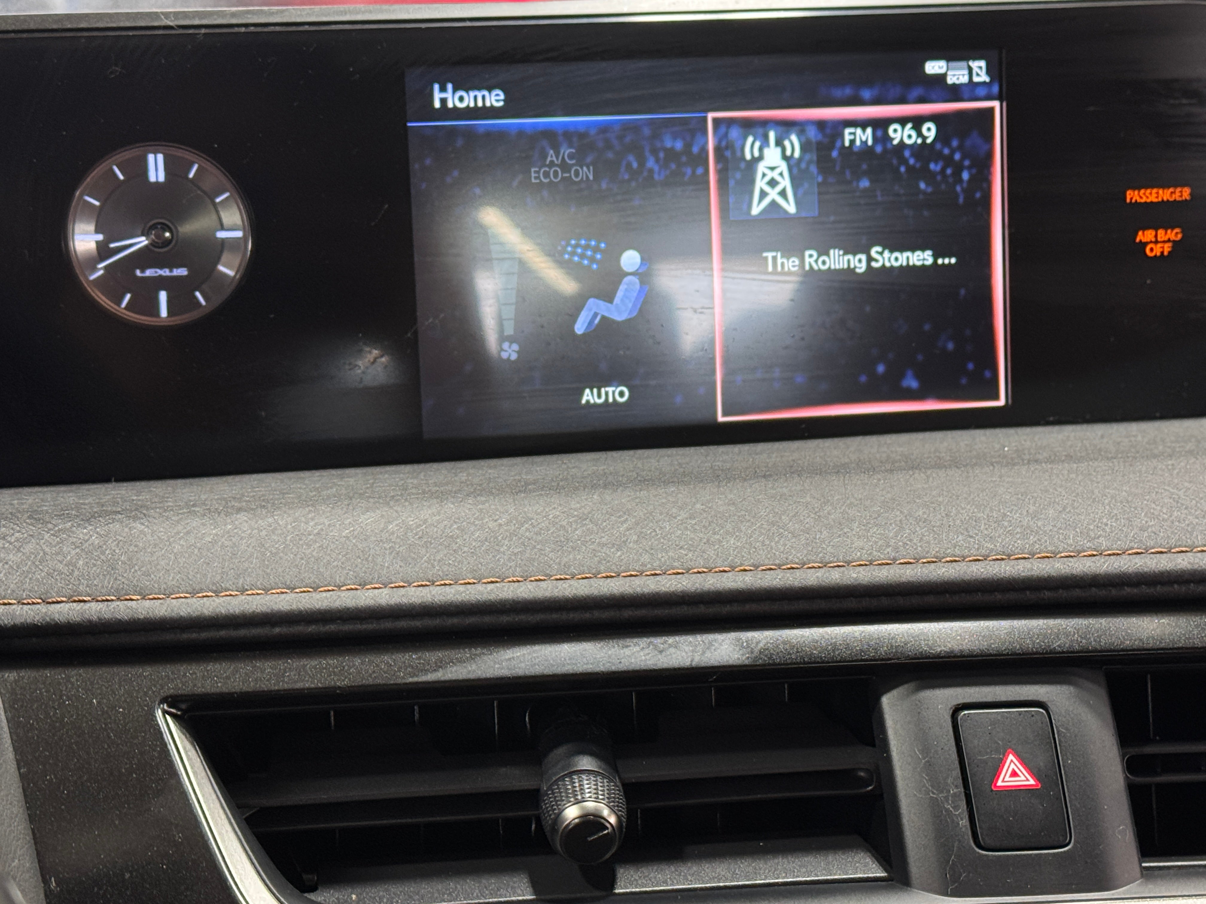 2019 Lexus UX 250h 3