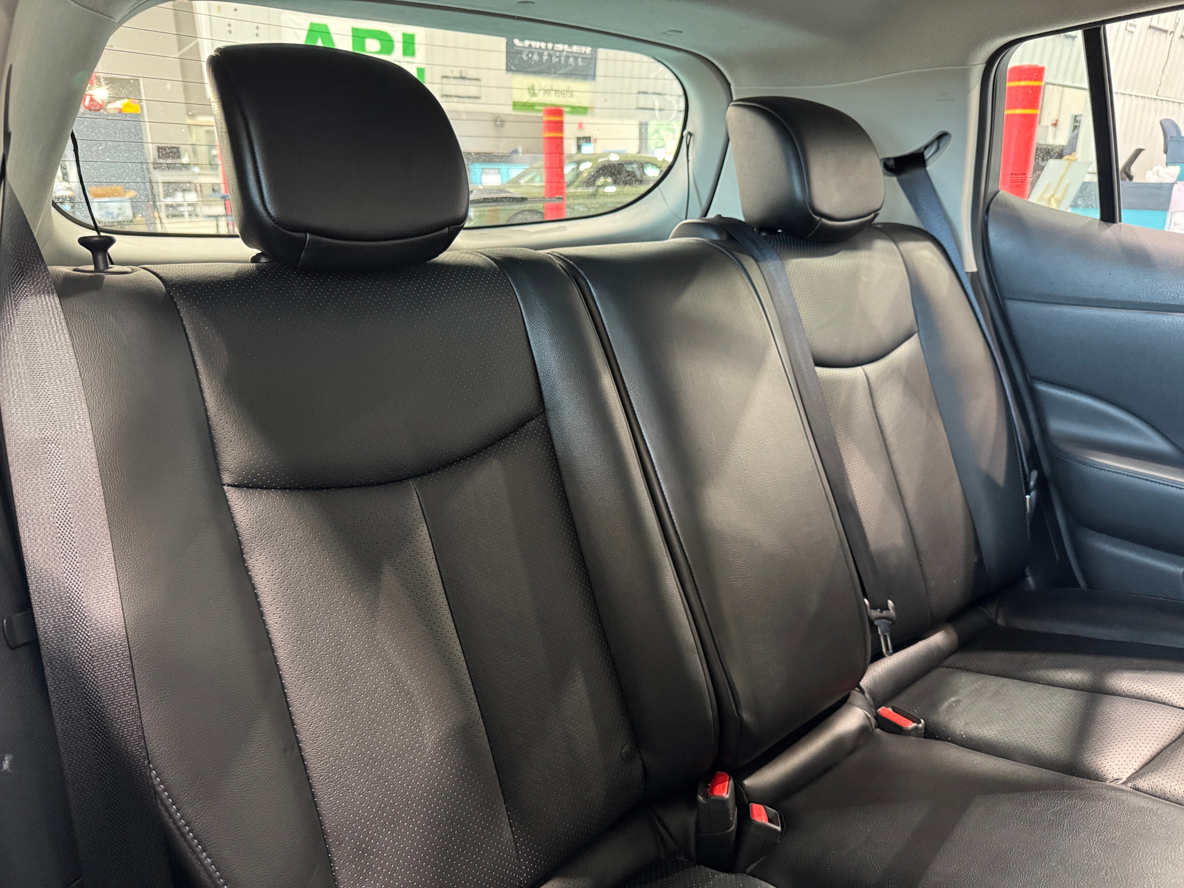 2016 Nissan Leaf SL 5