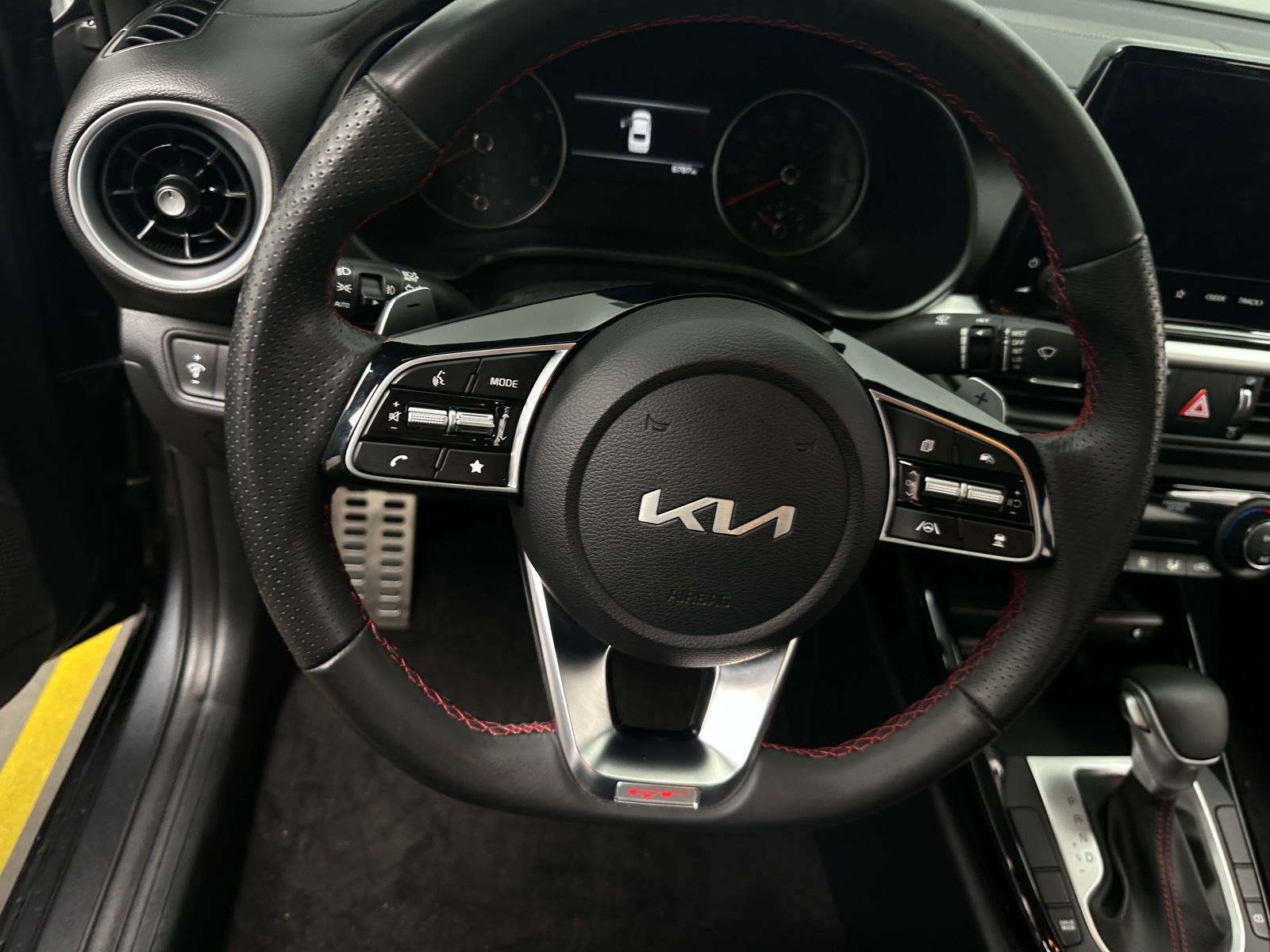 Thumbnail: 2024 Kia Forte - 5