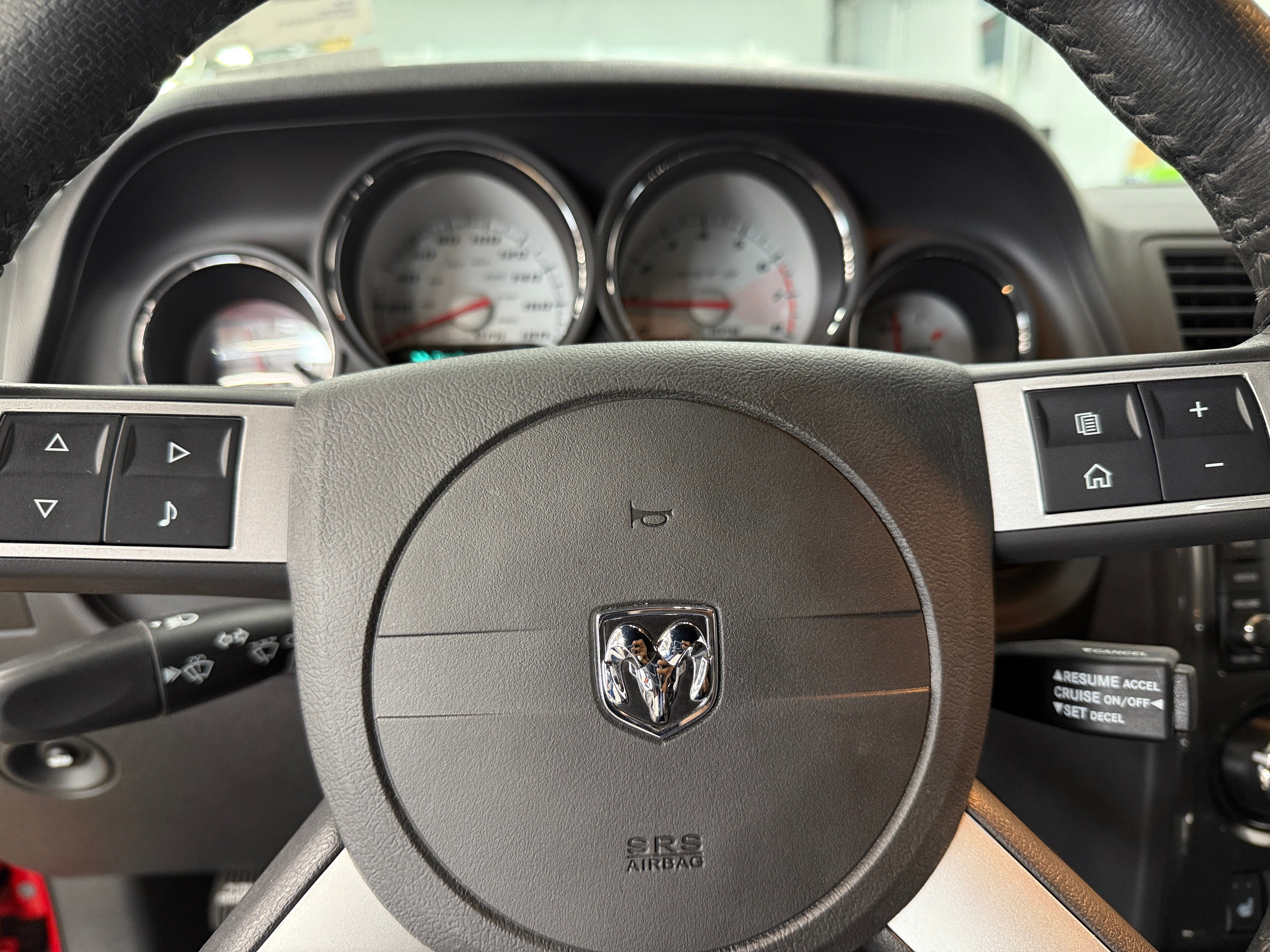 2010 Dodge Challenger SRT8 3