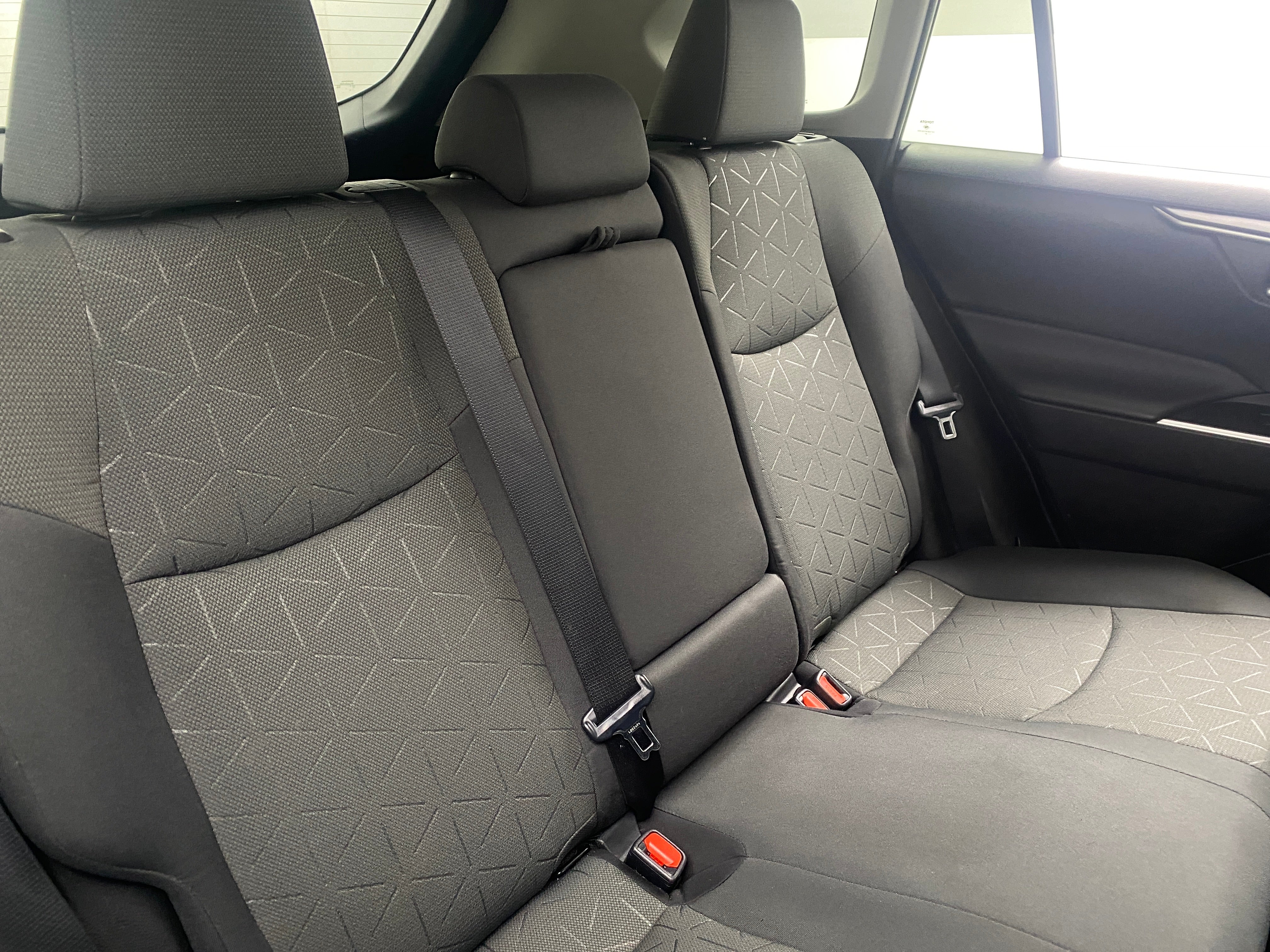 2021 Toyota RAV4 XLE 6