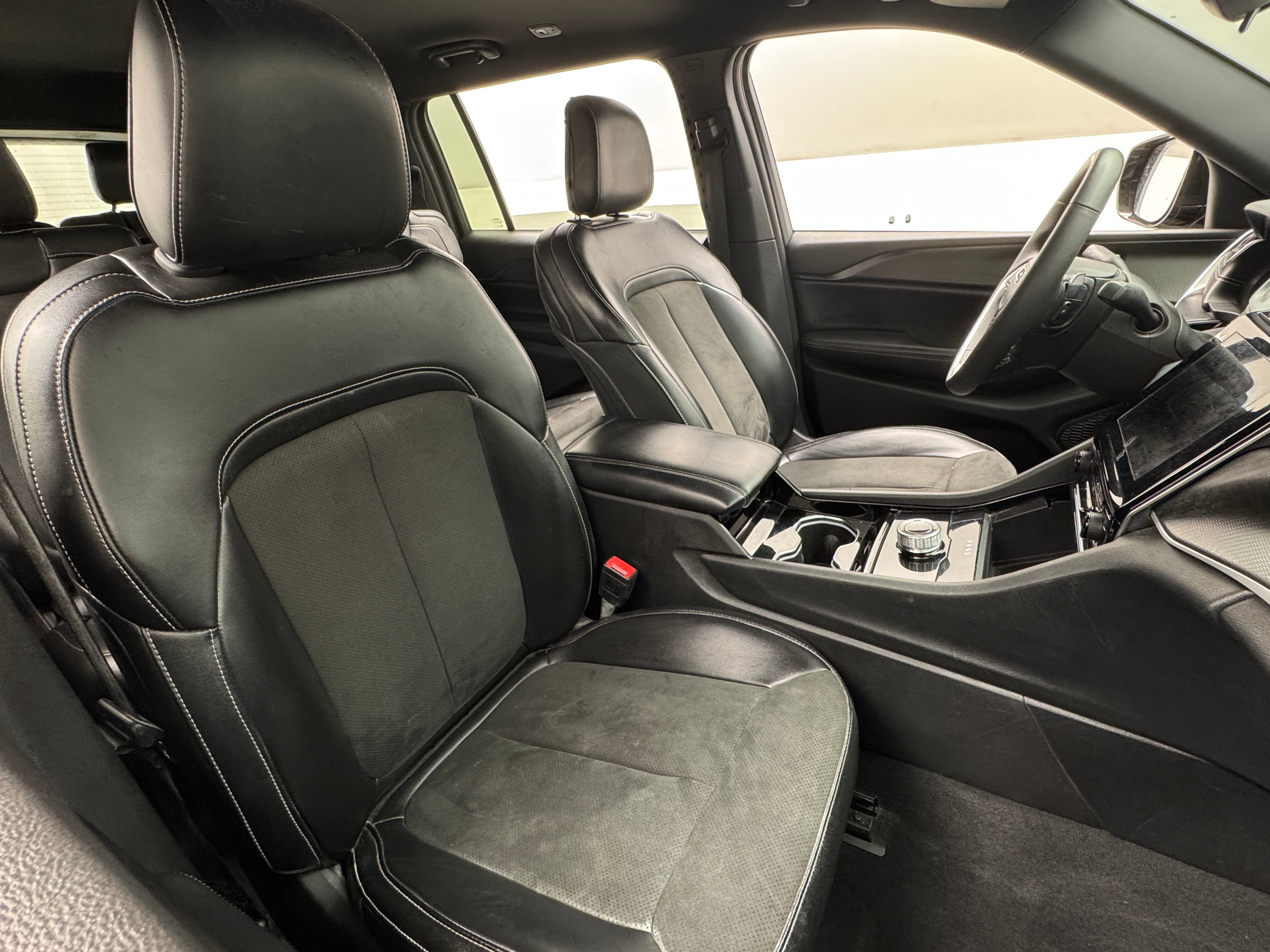 2023 Jeep Grand Cherokee L Altitude 2