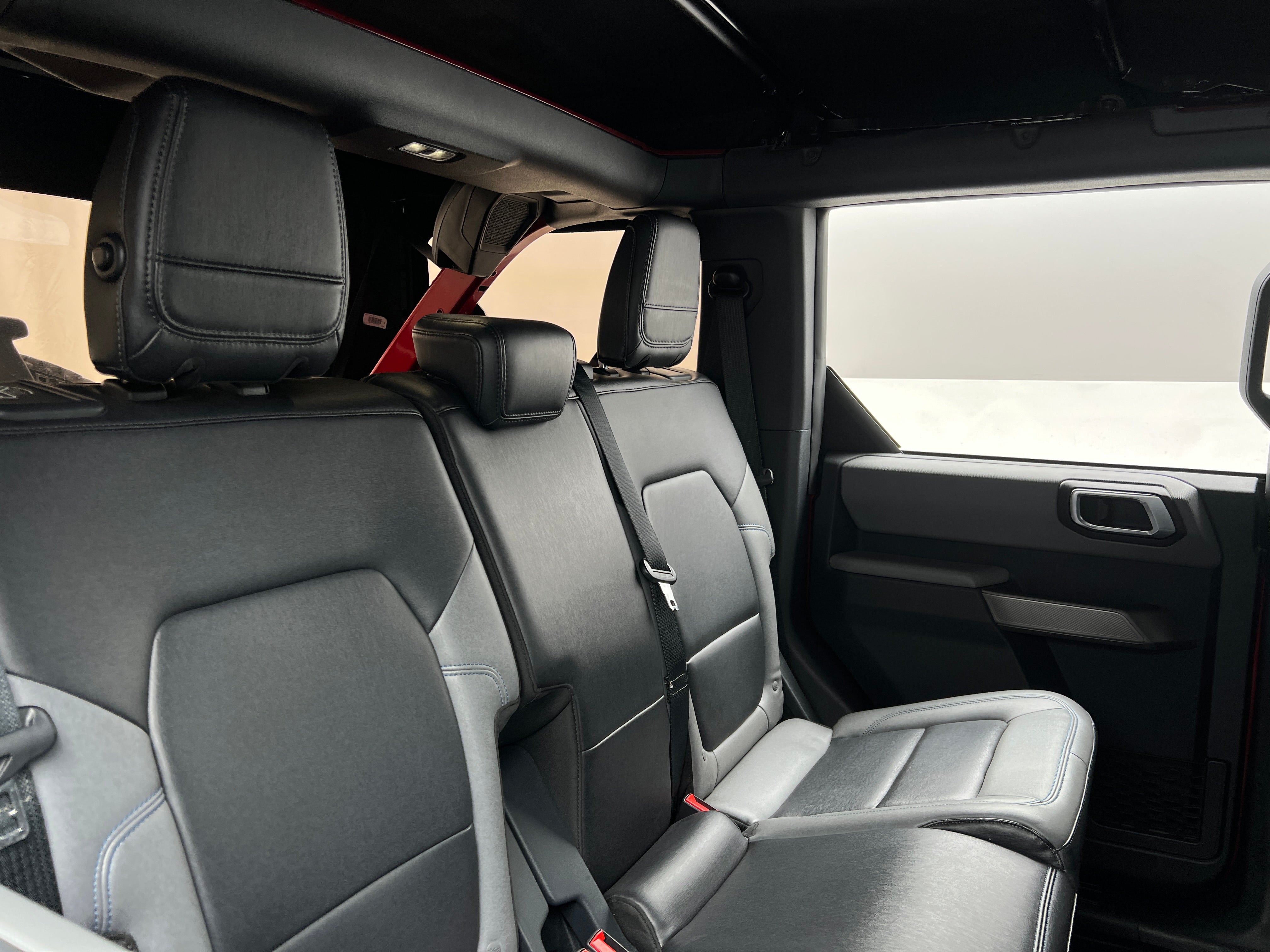 2021 Ford Bronco Black Diamond 6