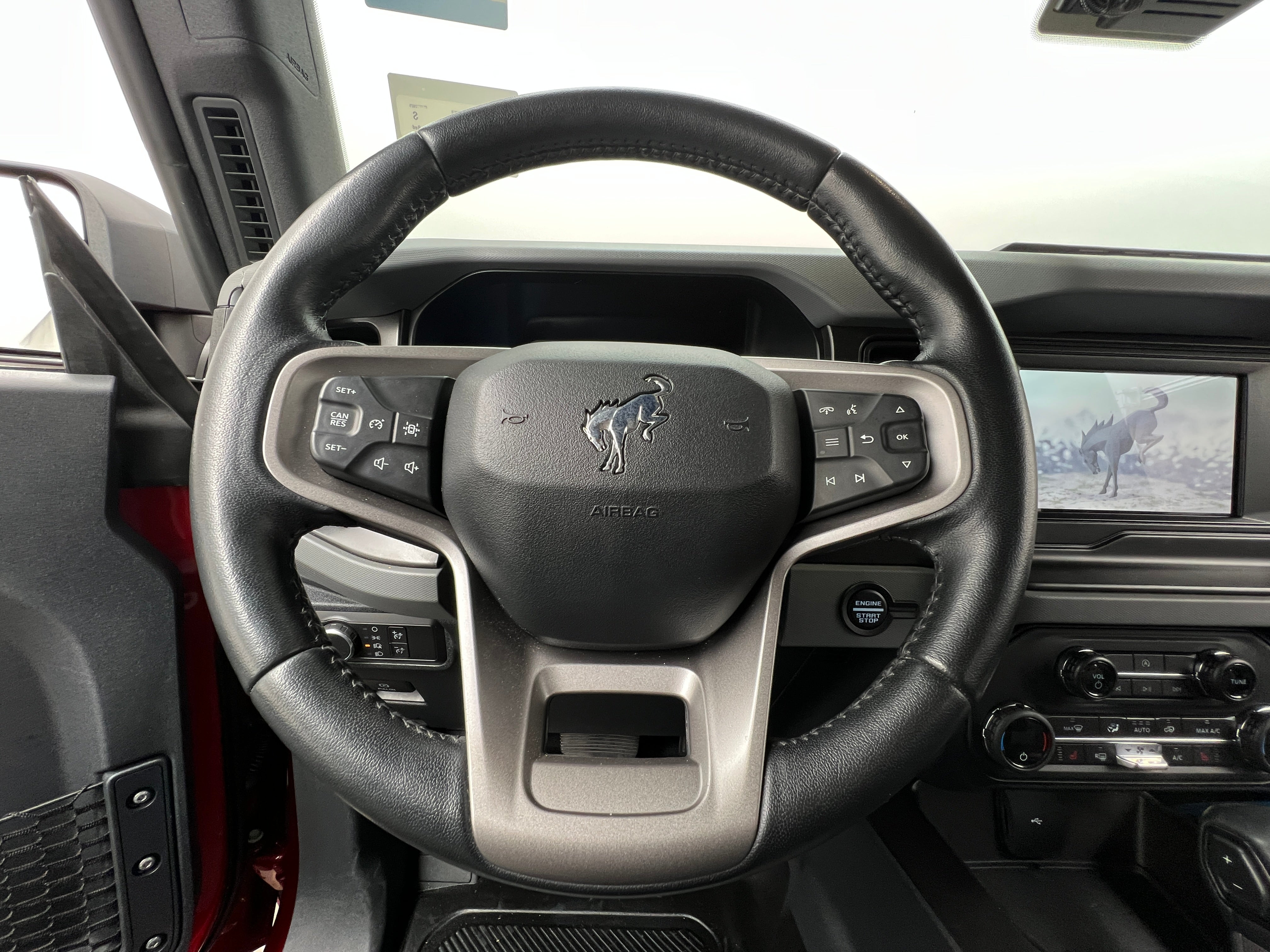 2021 Ford Bronco Black Diamond 5
