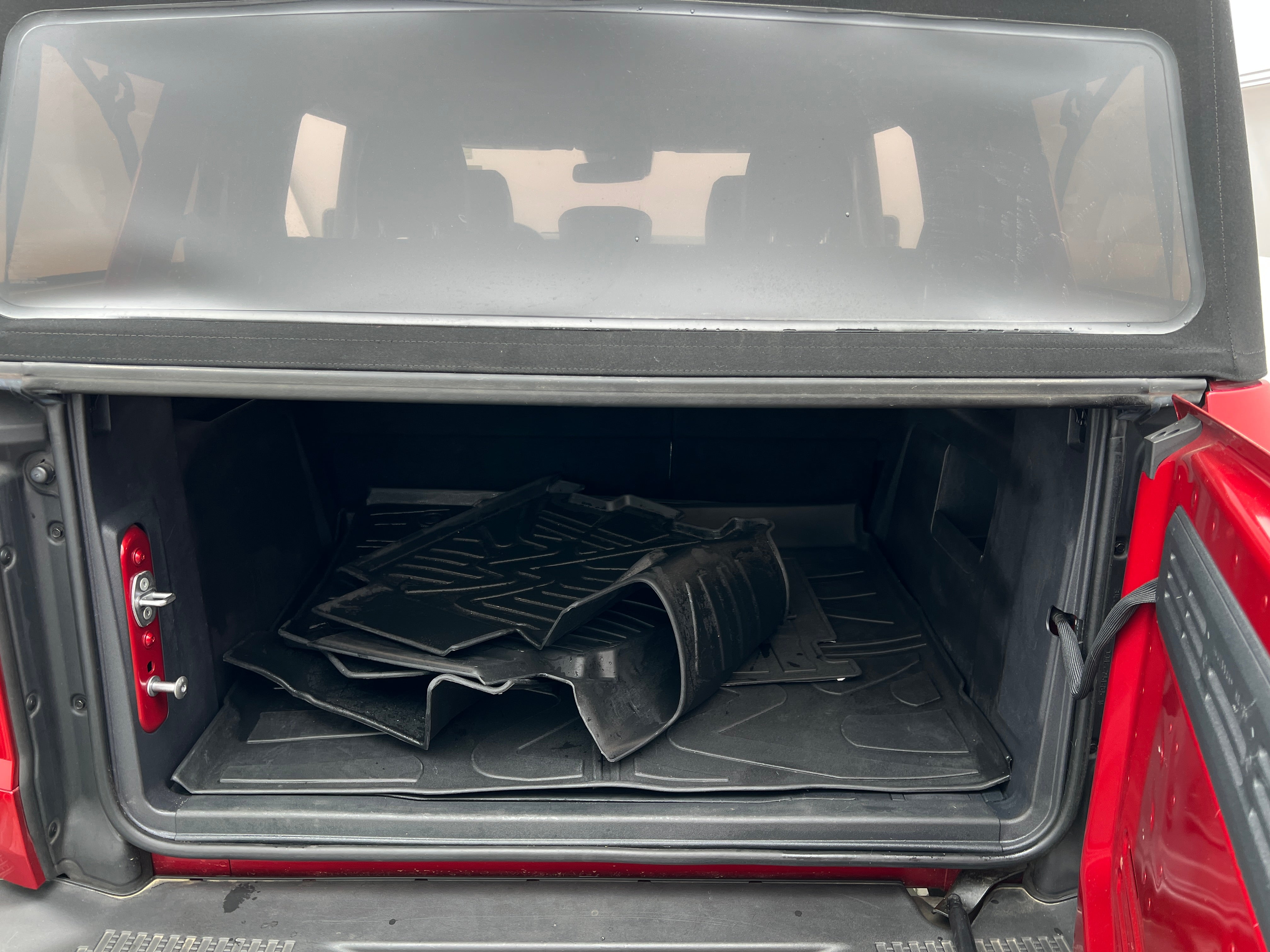 2021 Ford Bronco Black Diamond 7