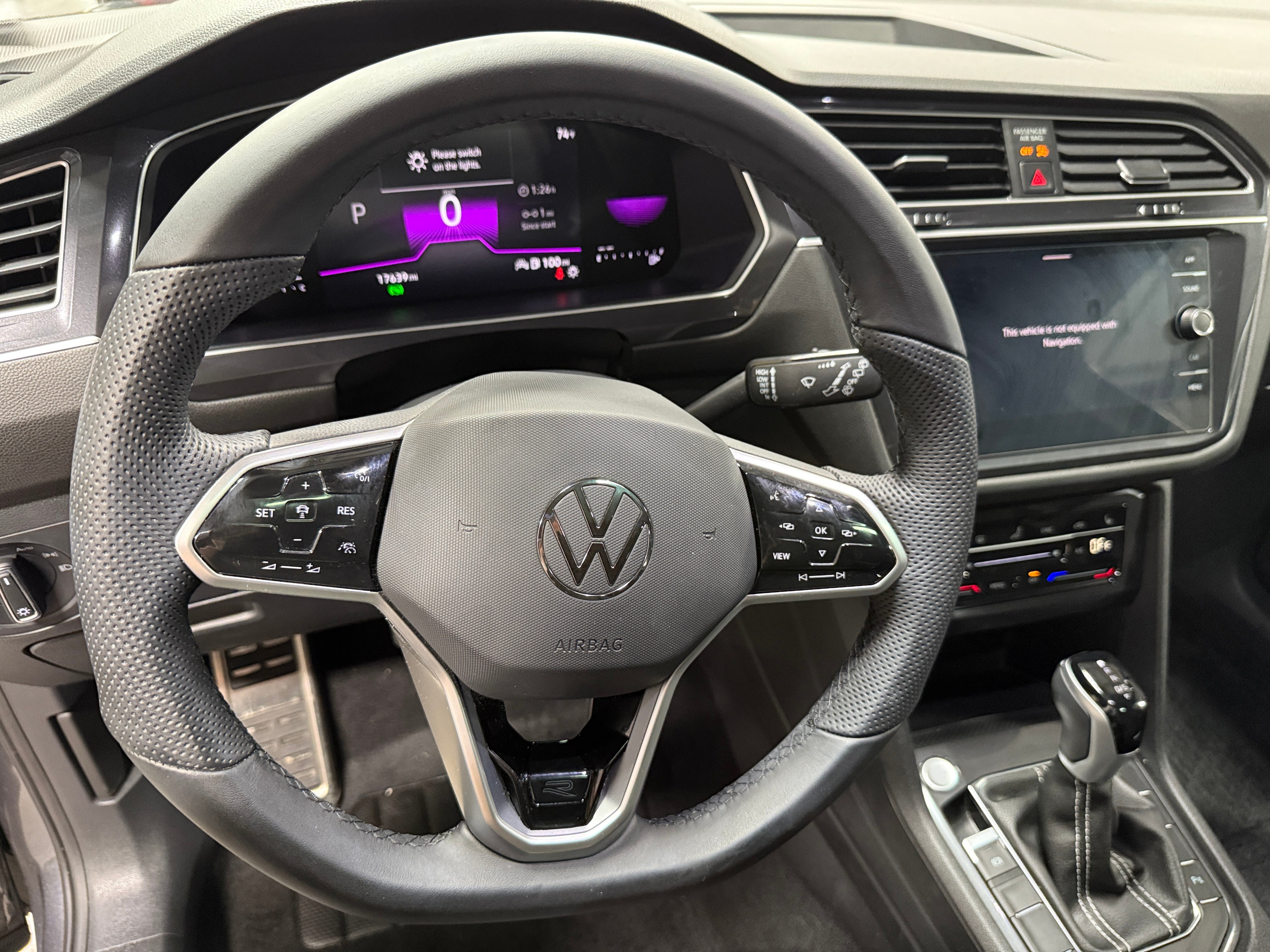 Thumbnail: 2024 Volkswagen Tiguan - 4
