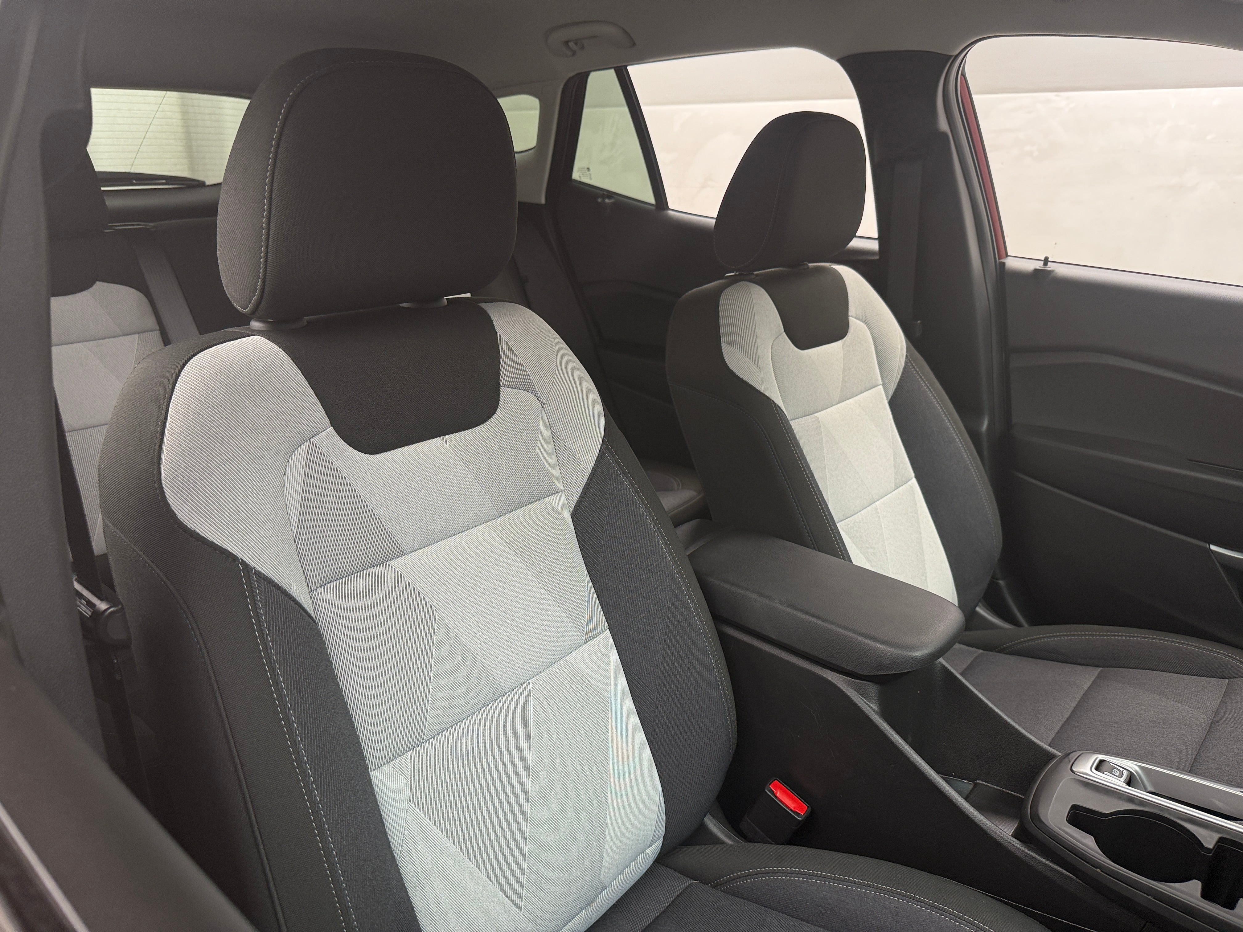2024 Chevrolet Trax LS 2