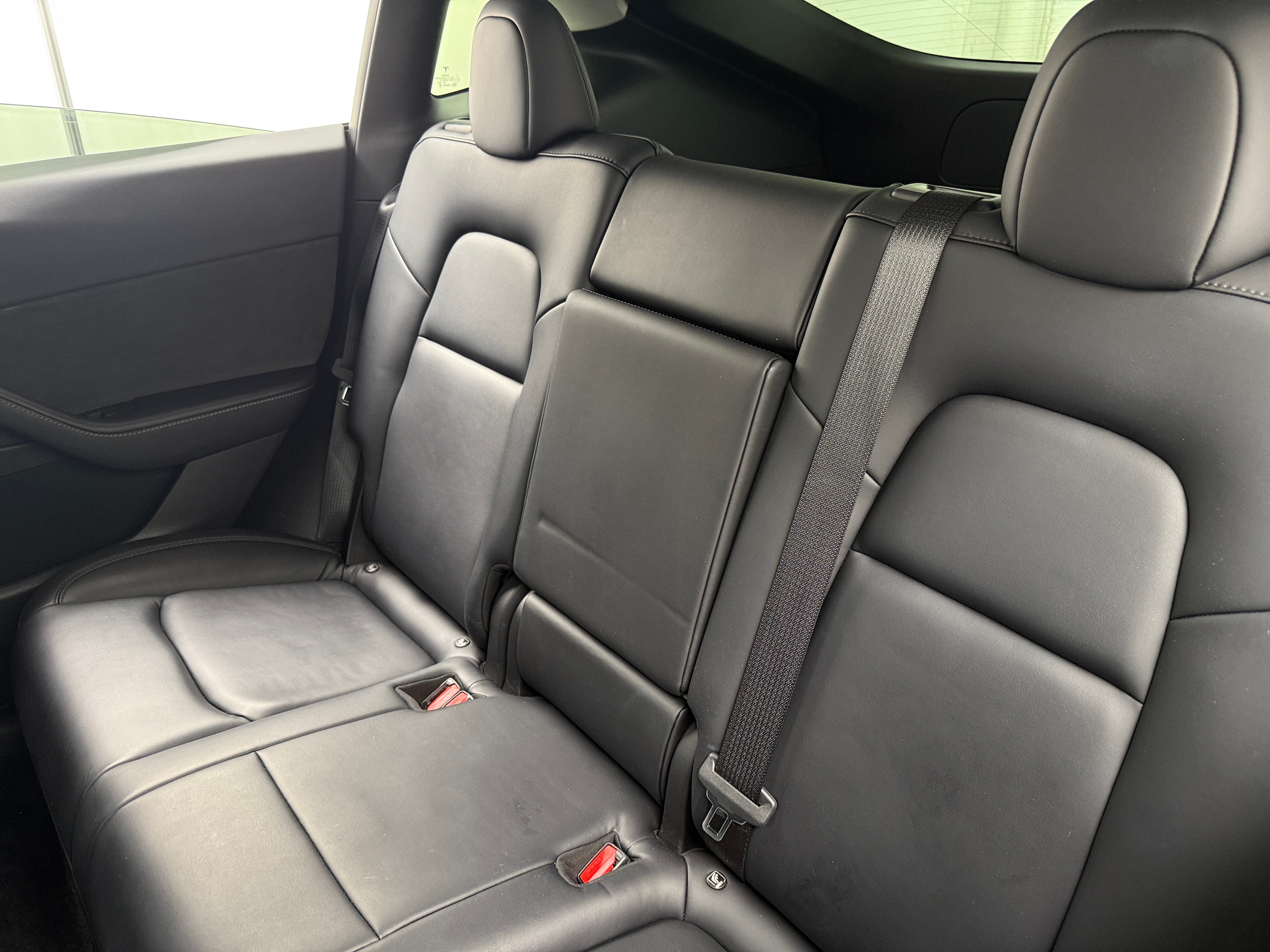 2022 Tesla Model Y Long Range 5