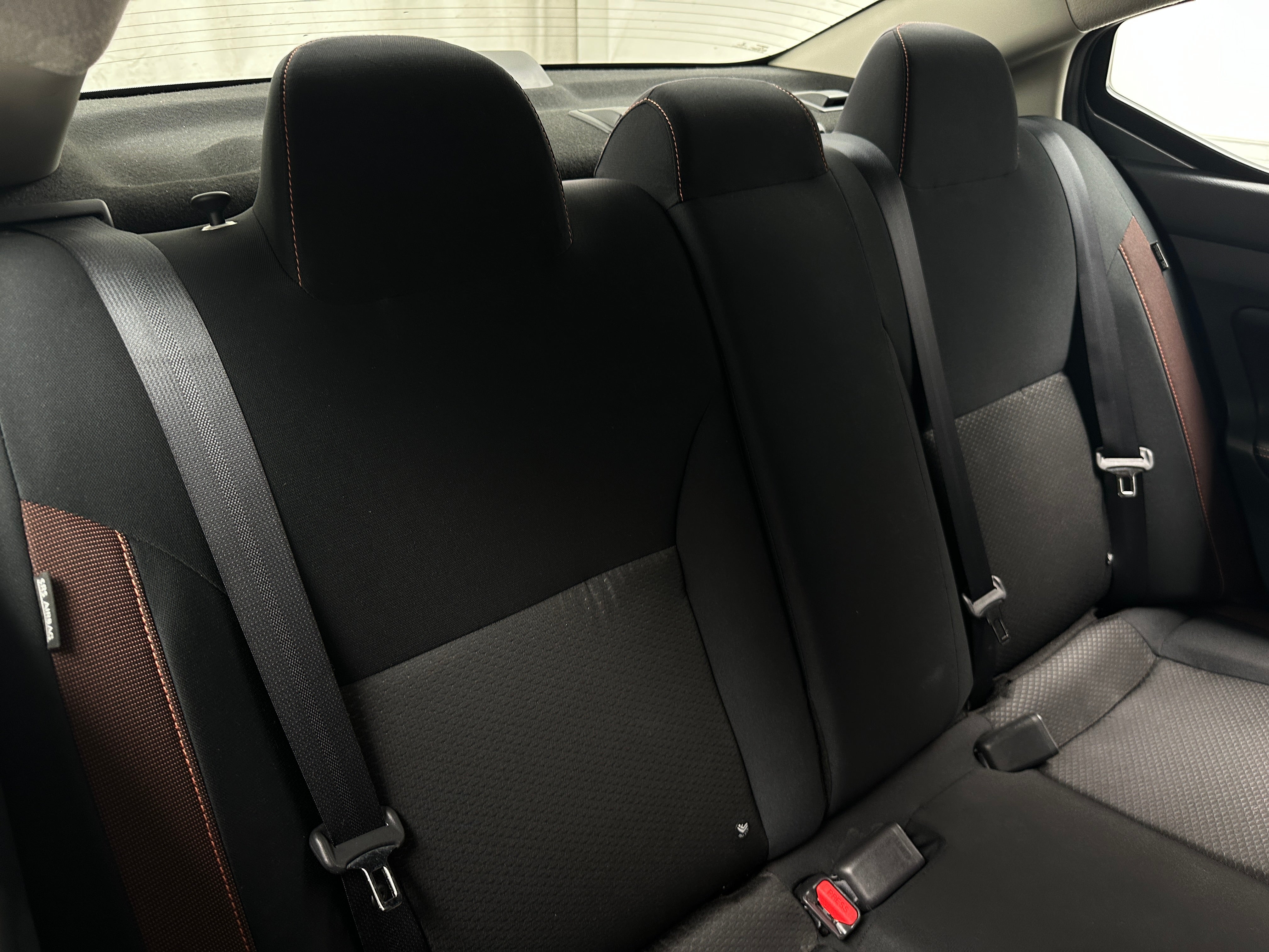 2022 Nissan Versa SR 6
