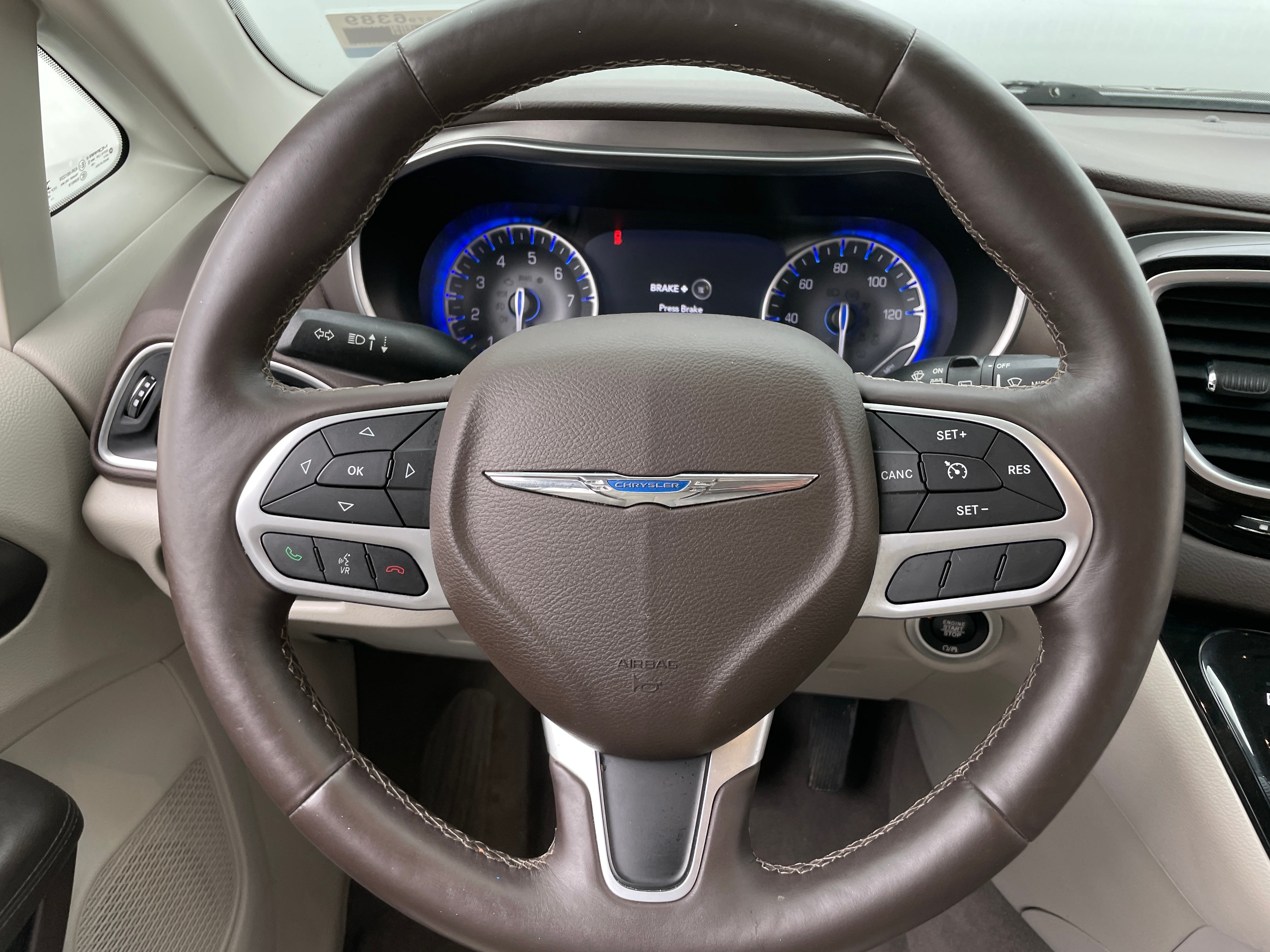 2017 Chrysler Pacifica  4