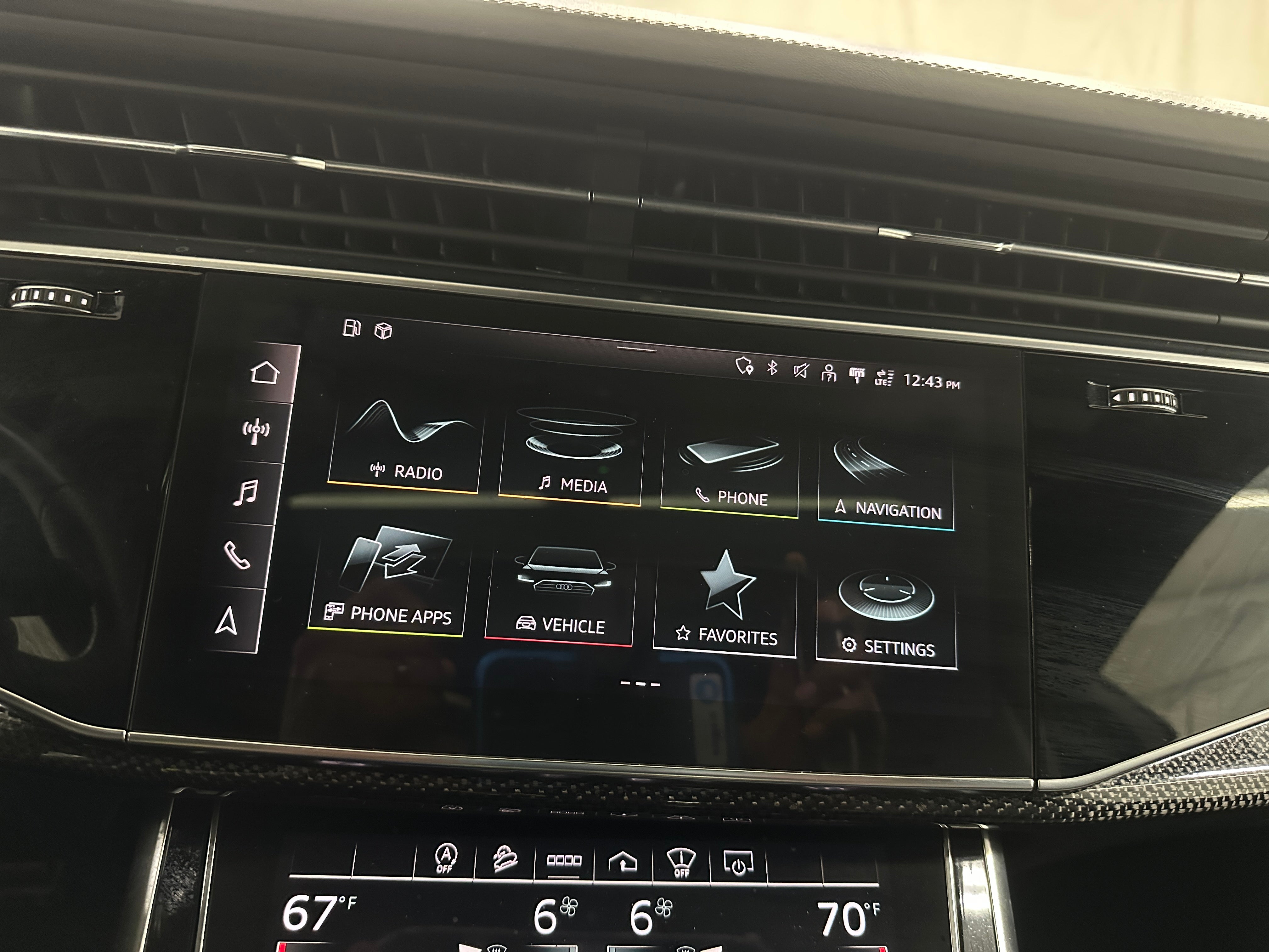 Thumbnail: 2021 Audi SQ8 - 3